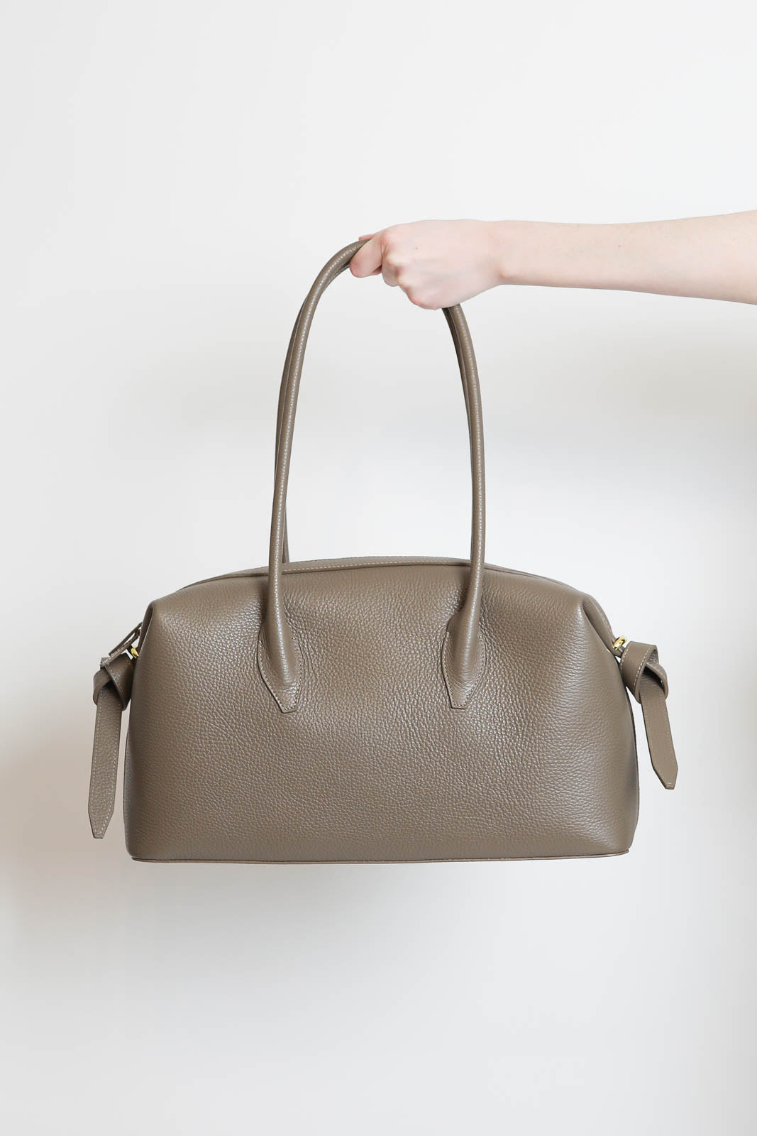 Yuzefi, Bag Duffle in Taupe