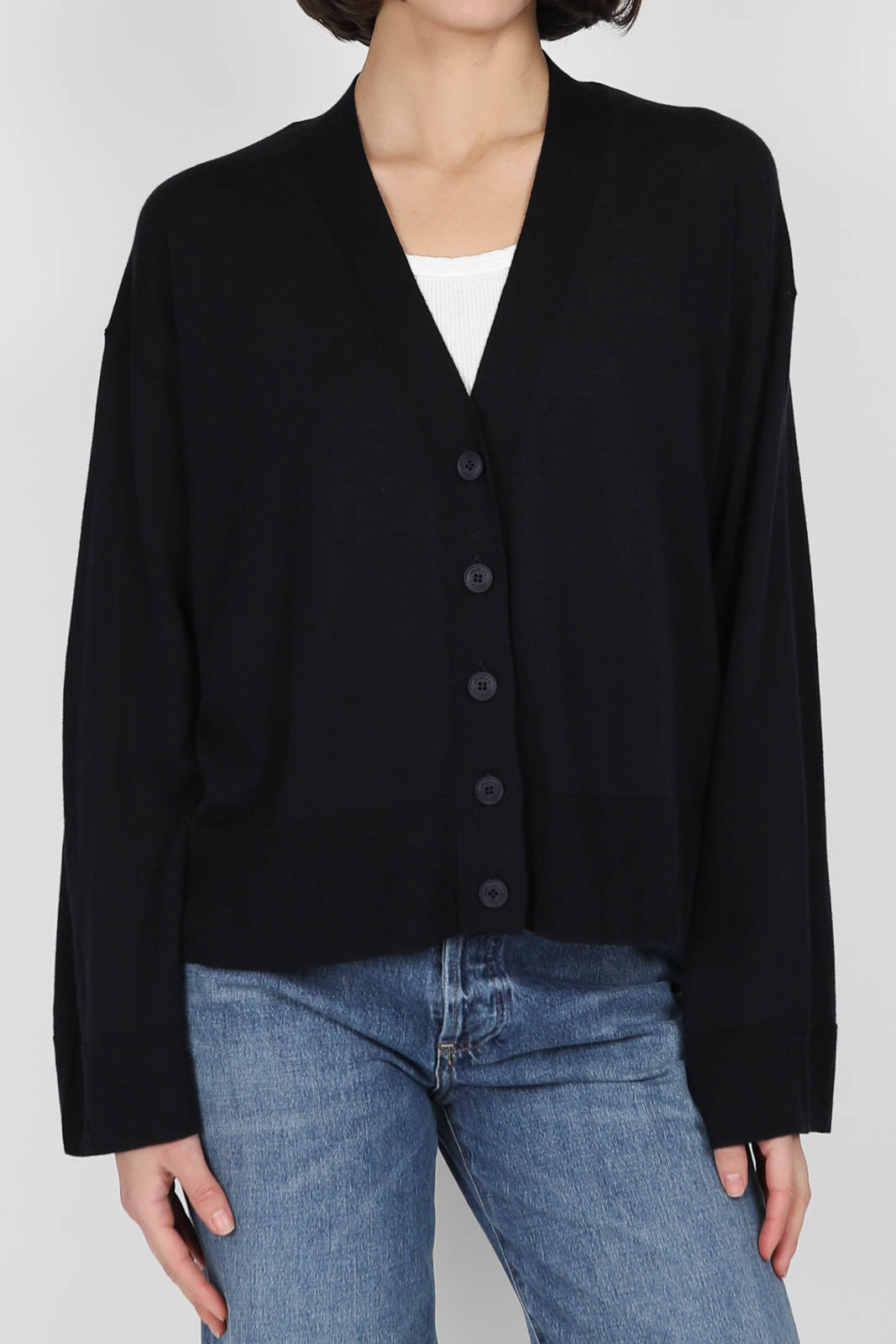 Cardigan with V-neck in B. Navy