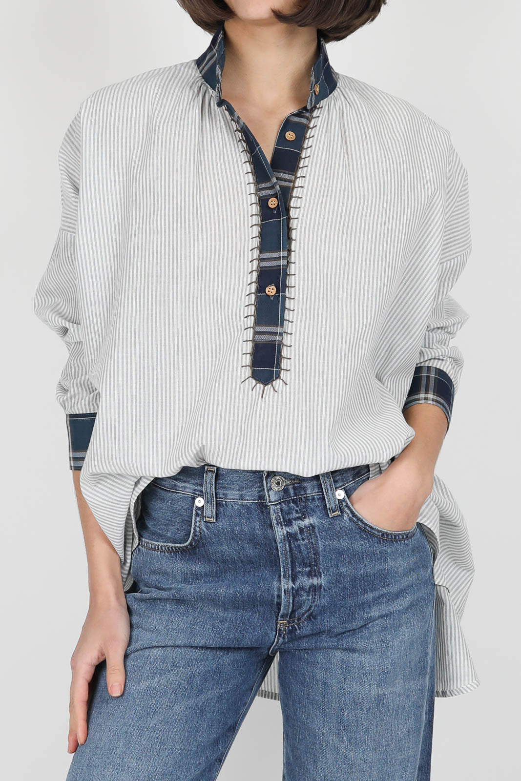 Folk blouse in bubble