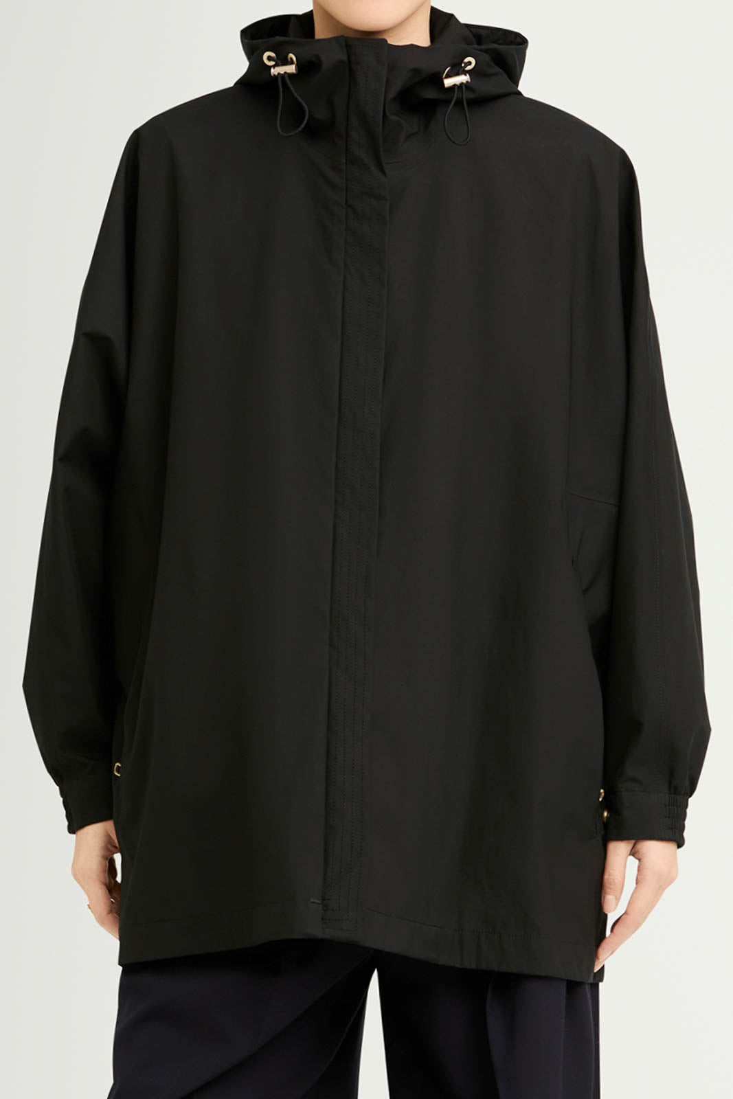 Feel Short jacket in black