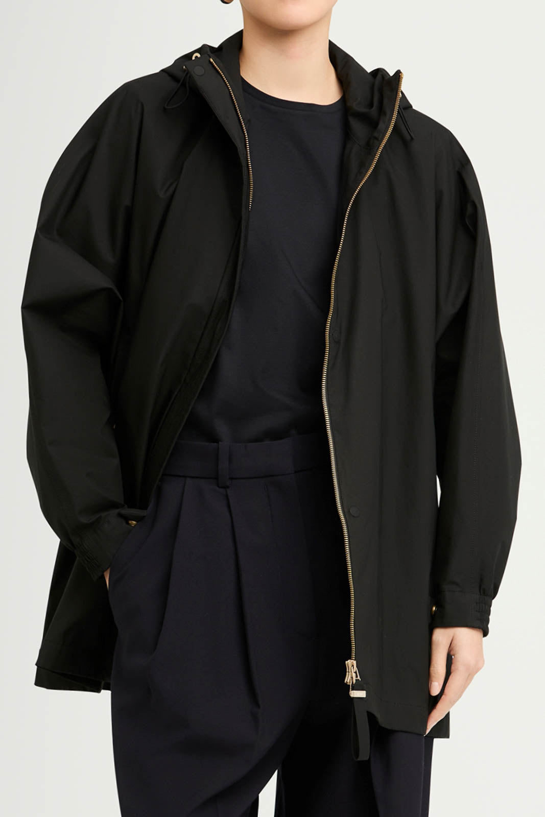 Feel Short jacket in black