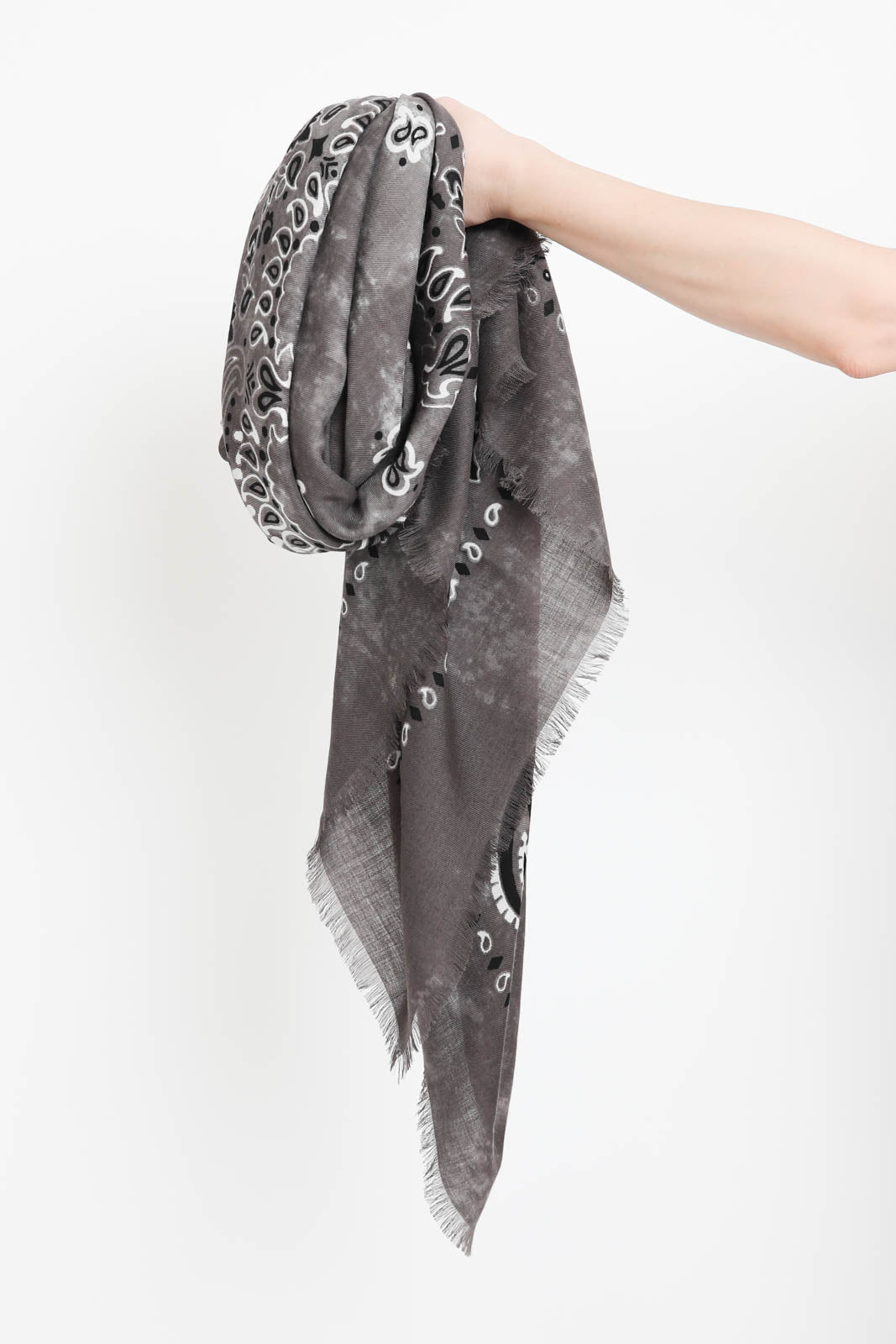 Destin, Jil Quadra scarf in Mud