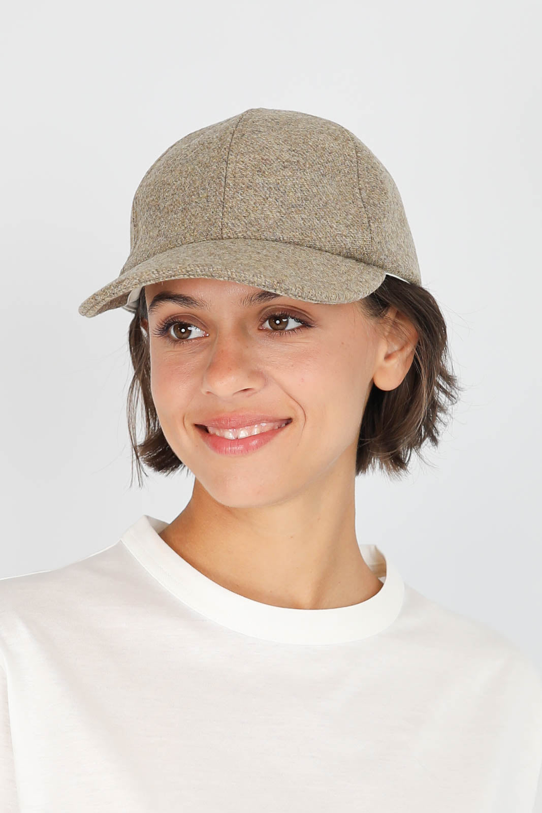 Tomas baseball cap in light khaki