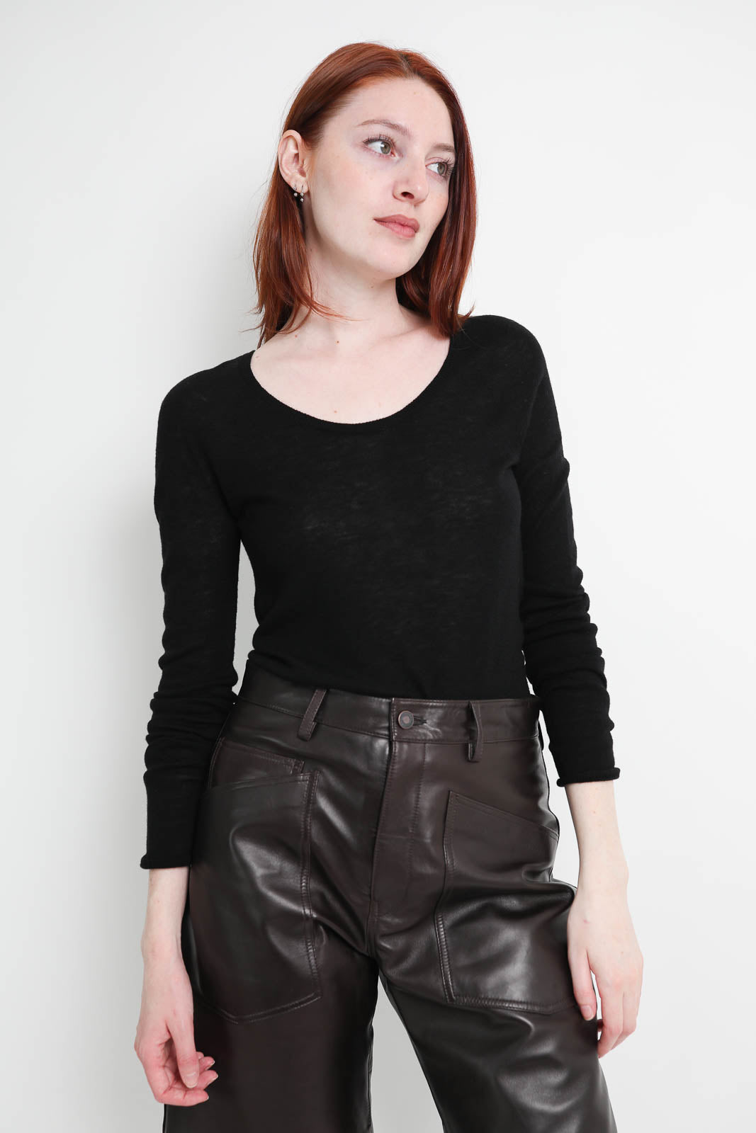 Roberto Collina, Scollo Profondo sweater in nero