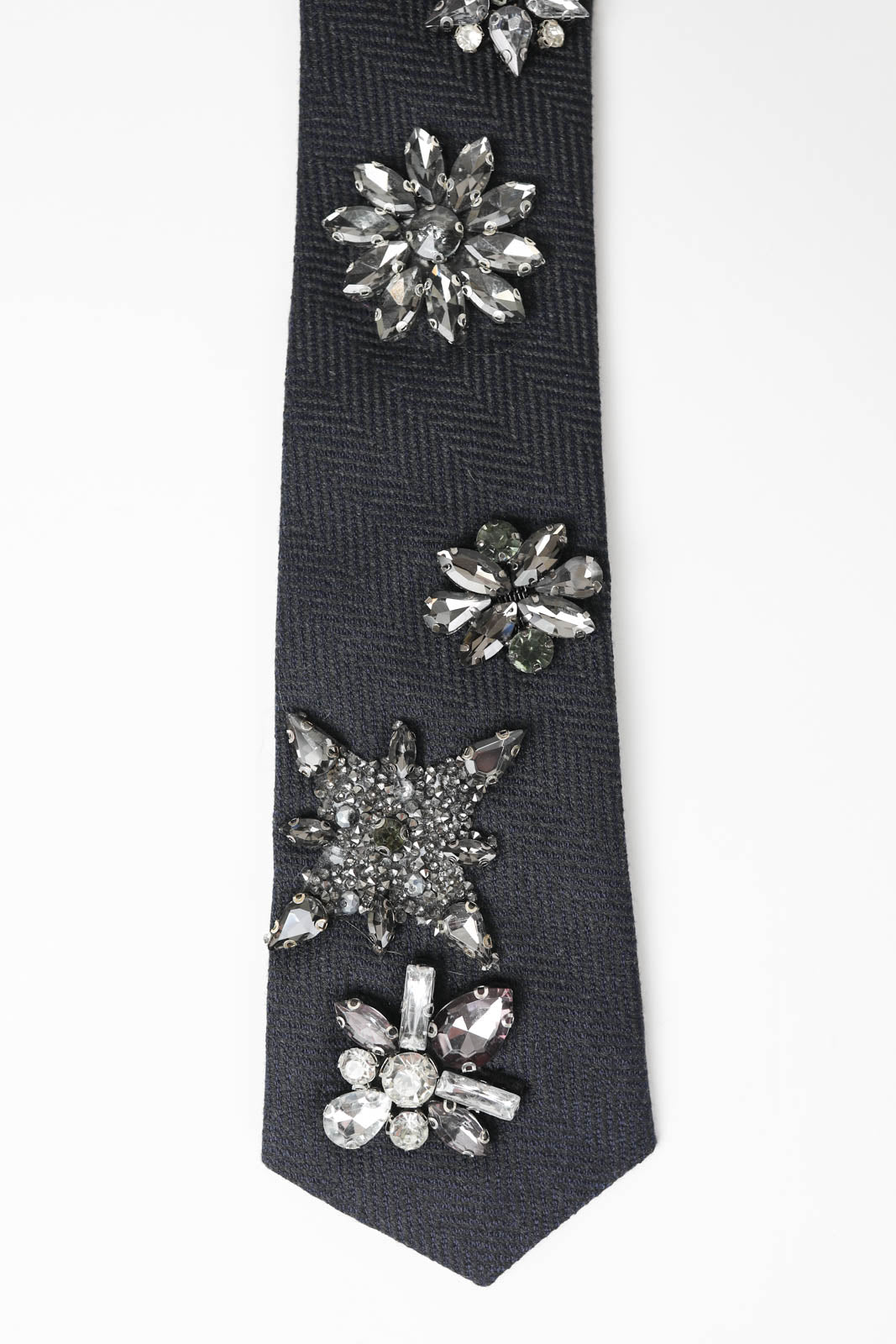 Atelier 1985, Perla tie in dark blue