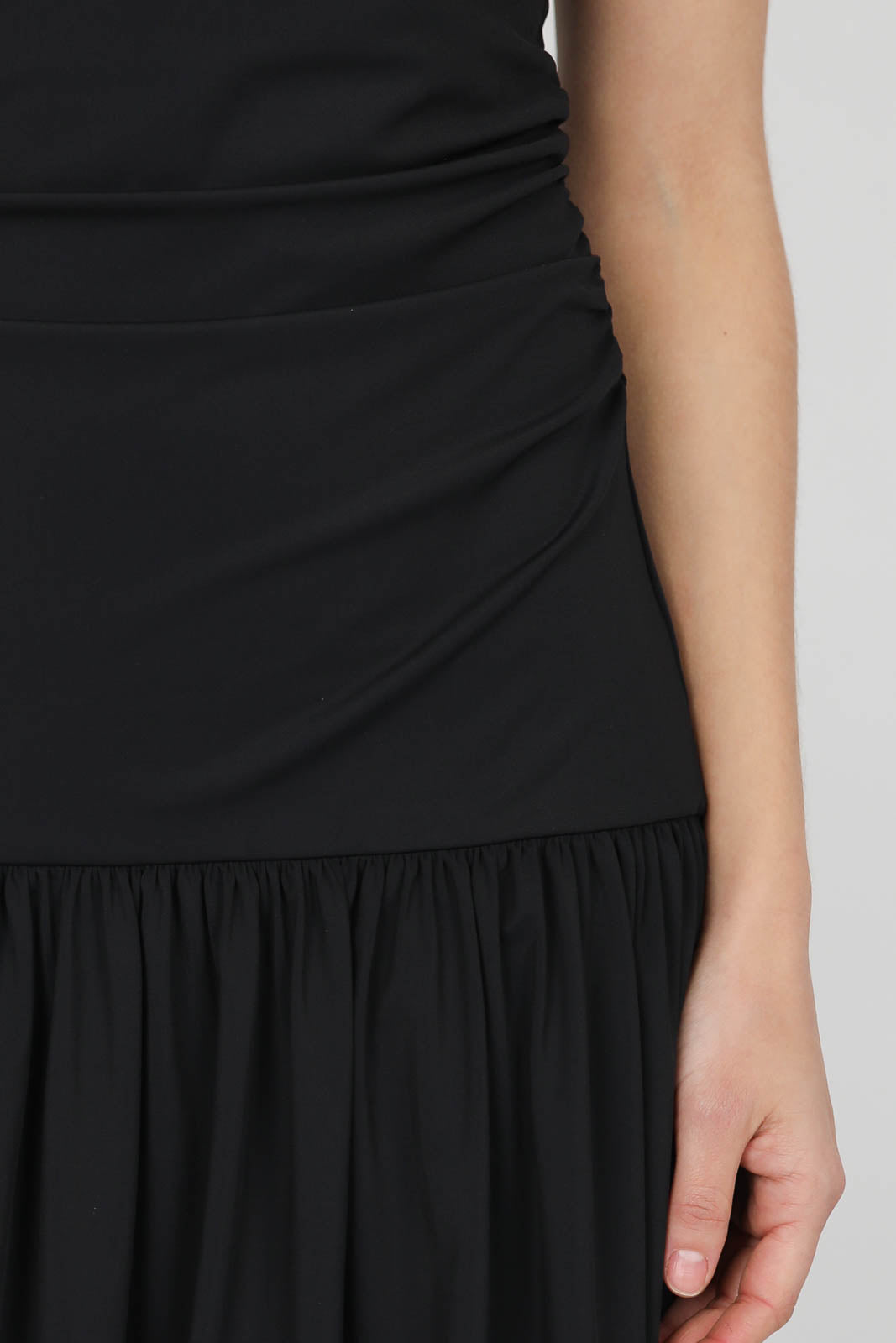 Off-shoulder dress in black