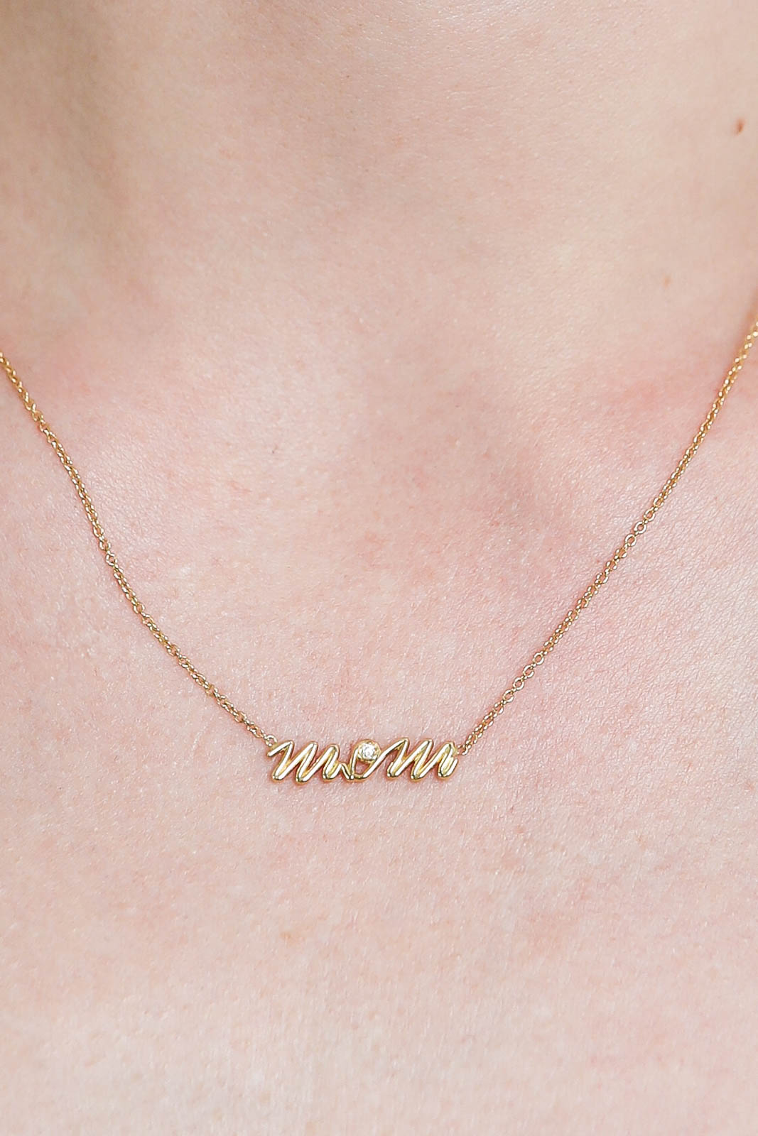 Muse Concept, Mom necklace in gold