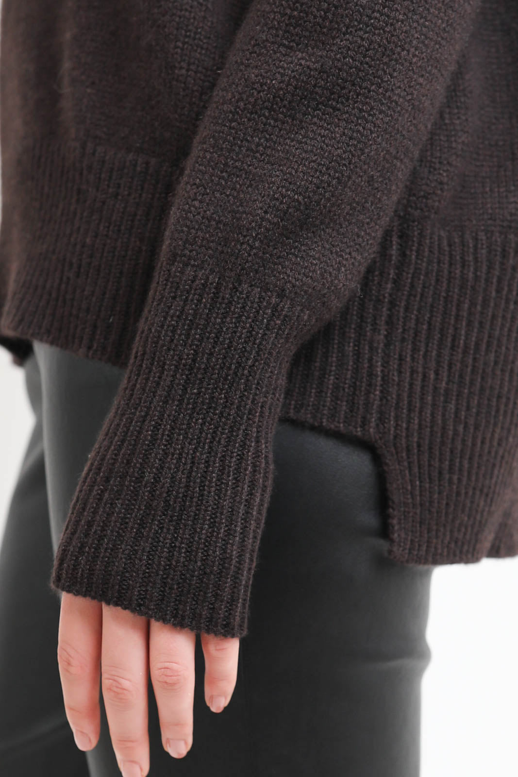 Lisa Yang, Heidi sweater in Dark Oak