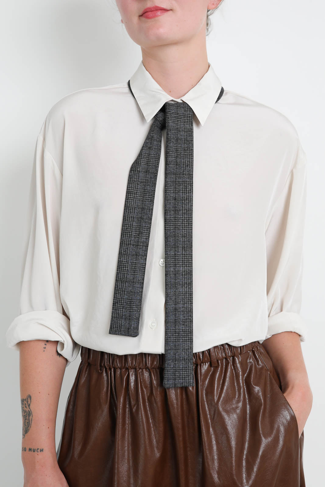 Atelier 1985, tie with check pattern in gray