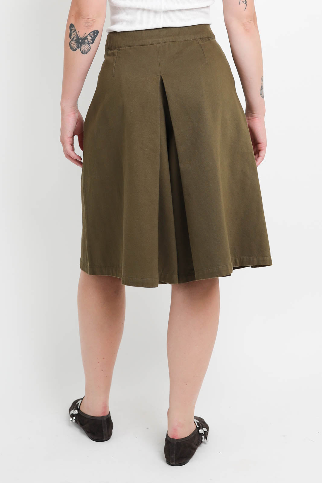 Labo.Art Shorts Gonna Mel in Timo