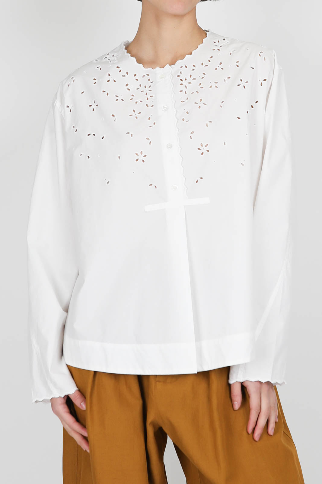 Destinee blouse in white