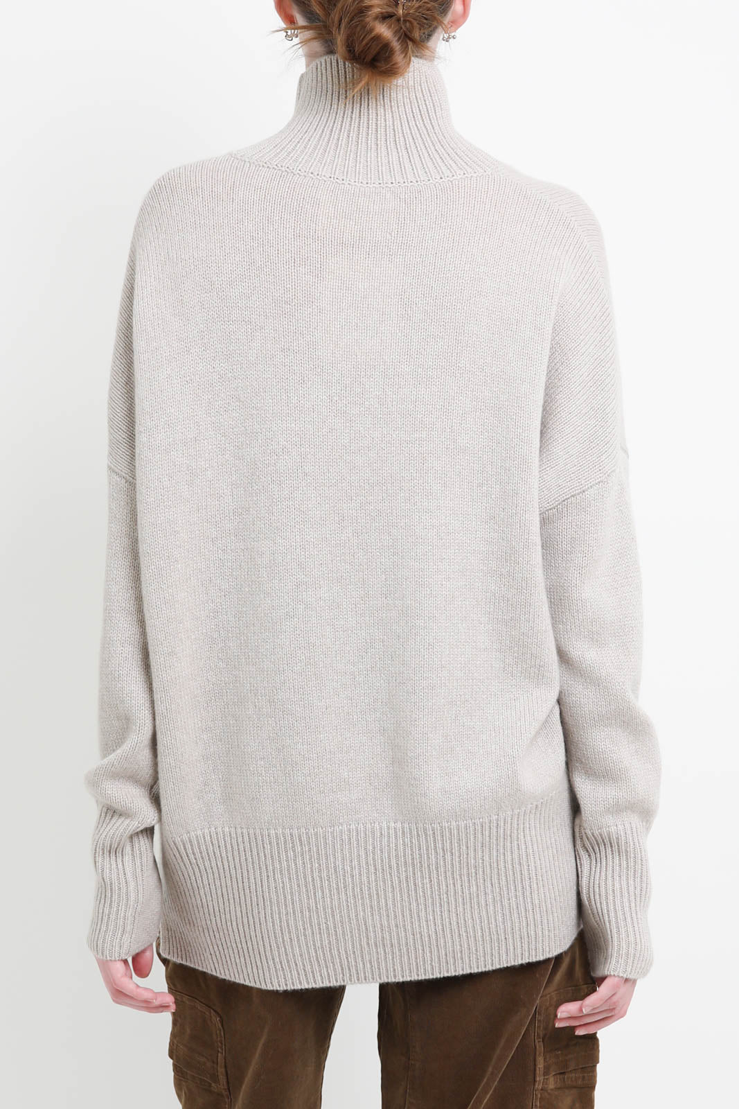 Lisa Yang, Heidi sweater in sand