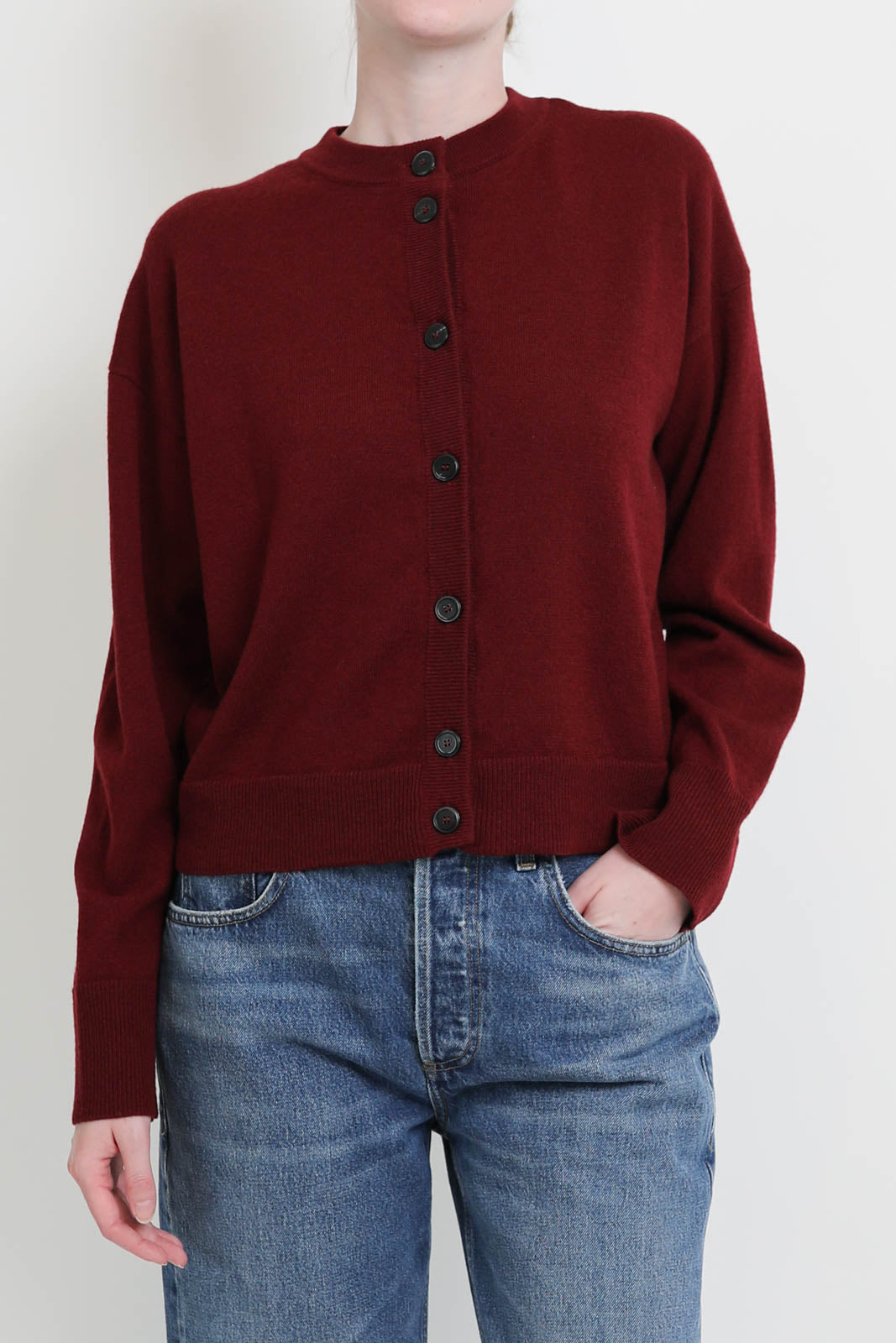 Pomandère, wool cardigan in Wine Red
