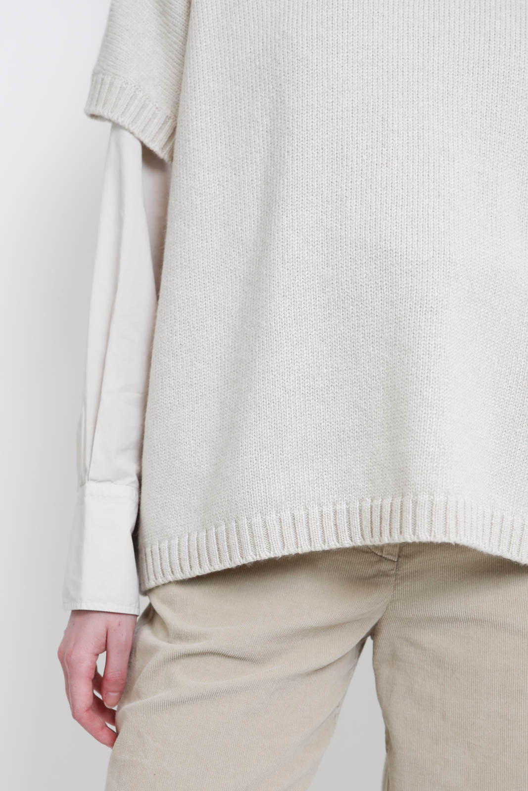 Labo.Art, Sweater Maglia Brisa in Cemento