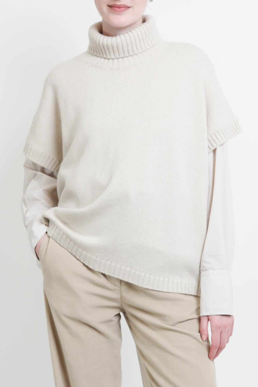 Labo.Art, Sweater Maglia Brisa in Cemento
