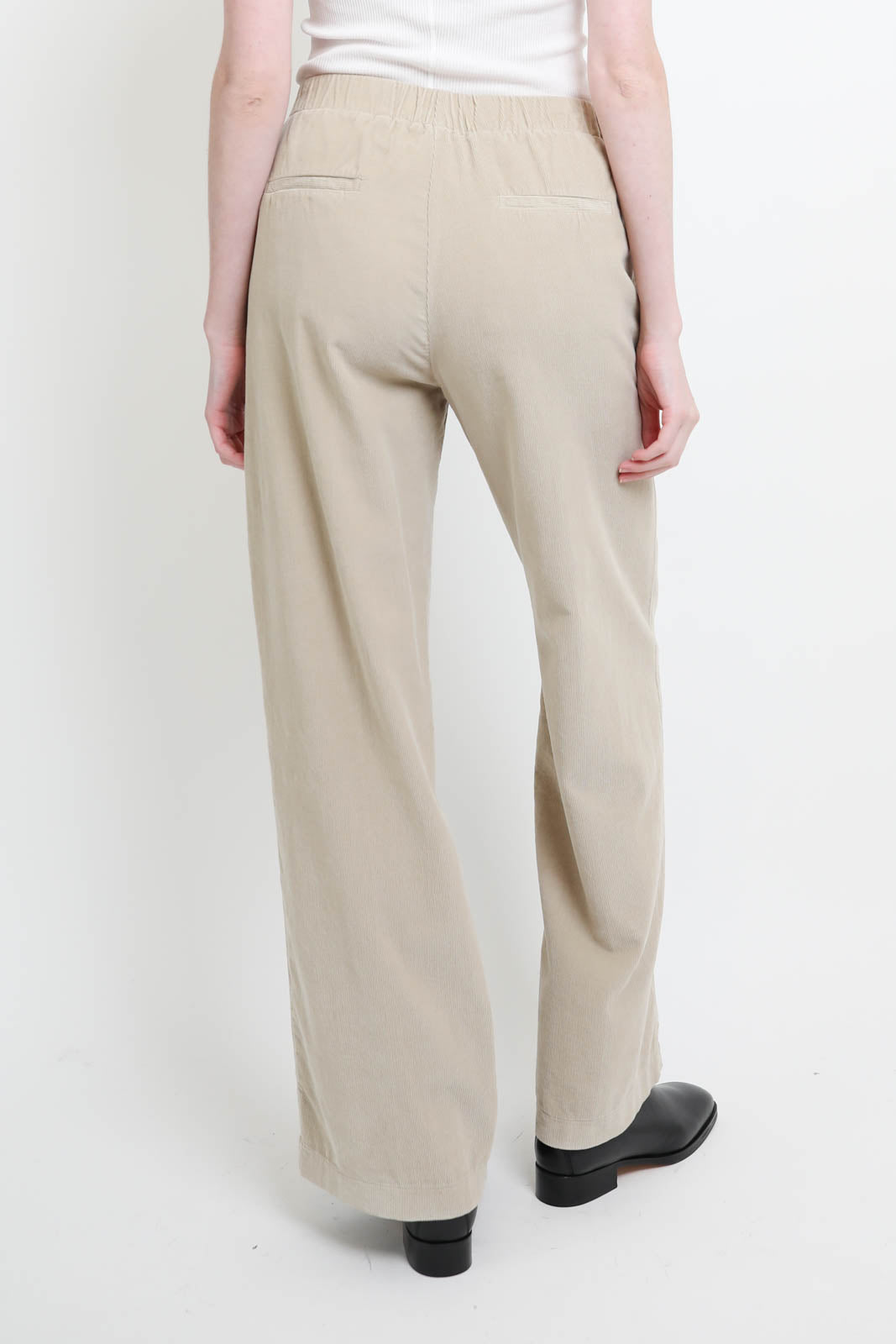 Pomandère, corduroy pants in oats