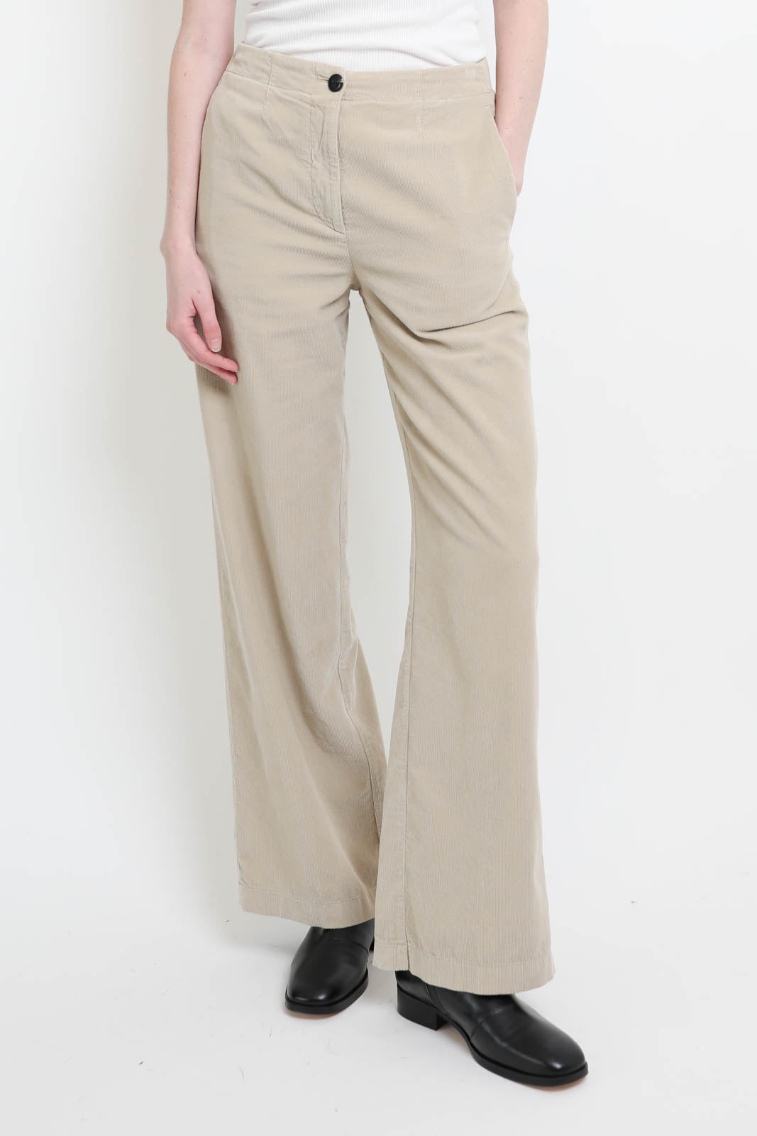 Pomandère, corduroy pants in oats