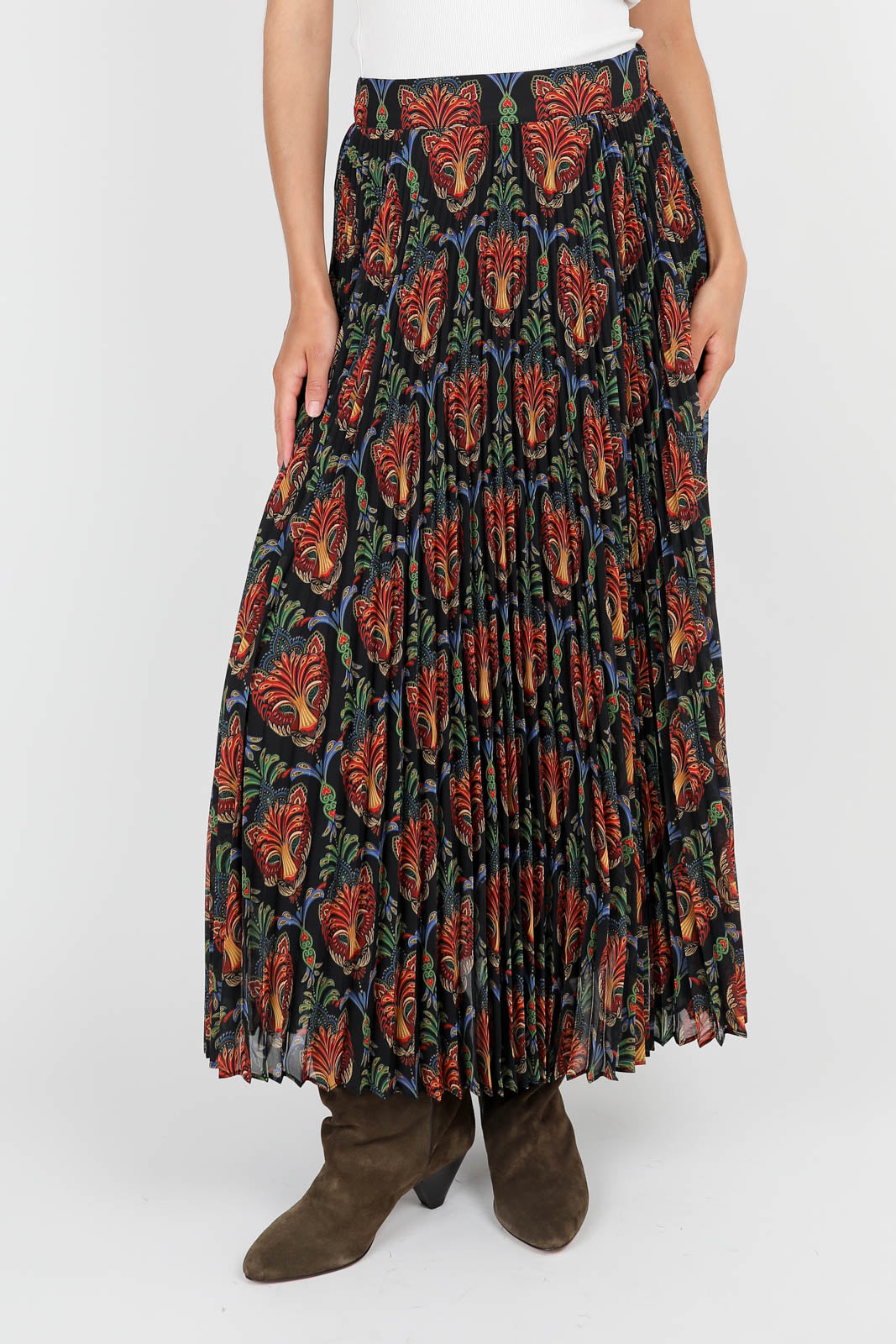 Skirt with pleats in Boho Panther Black