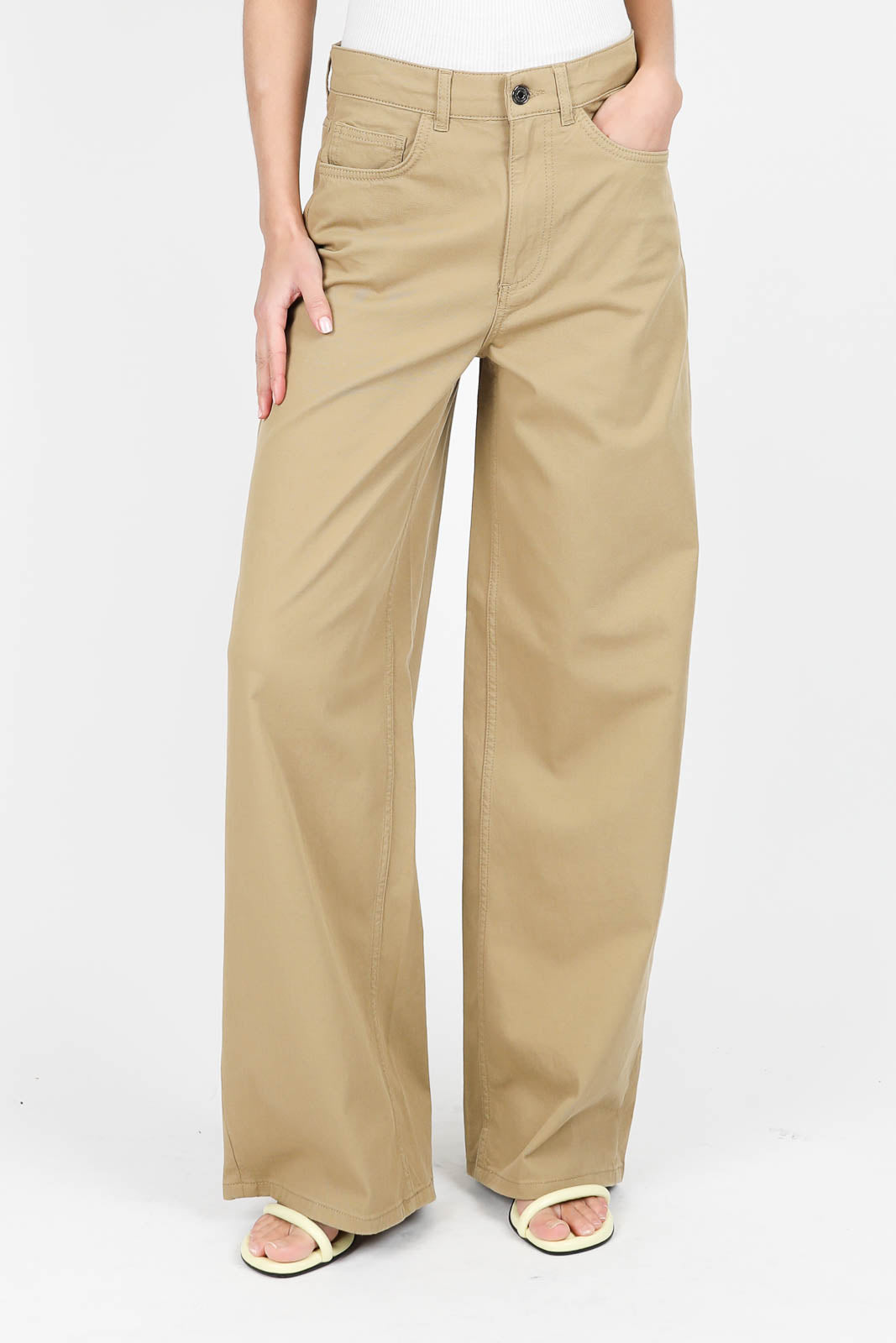 Bilbao trousers in mastic