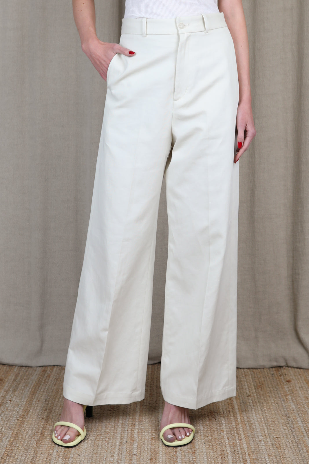Johan trousers in Stone