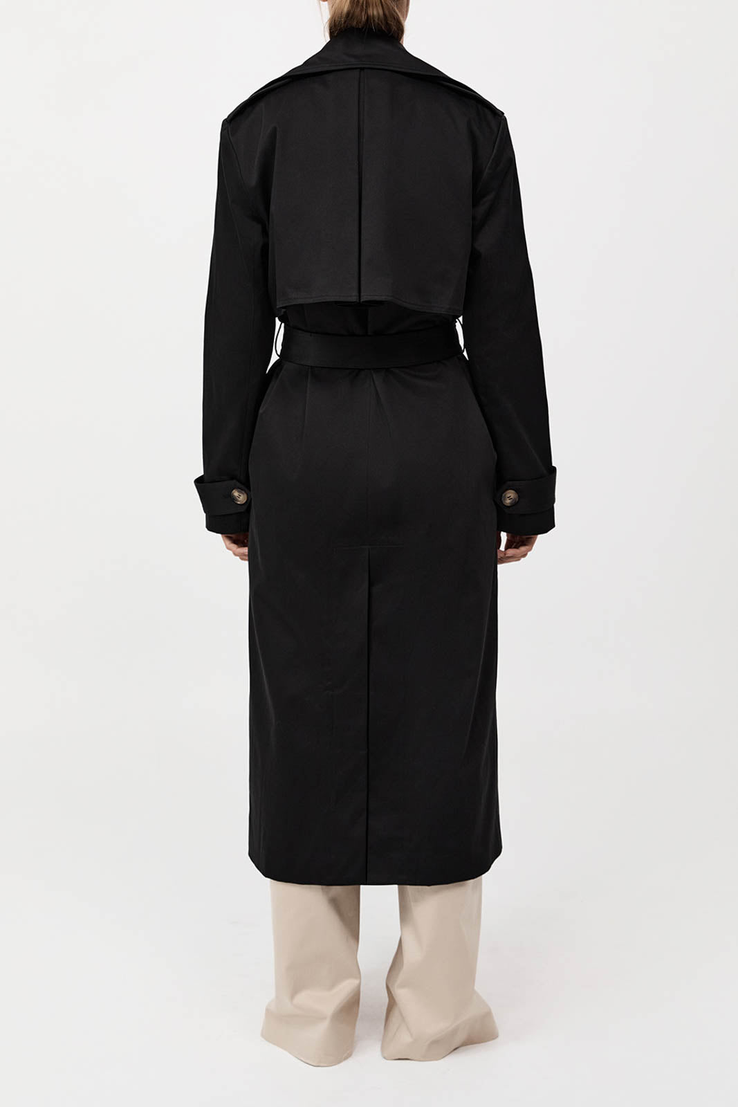 Classic trench coat in black