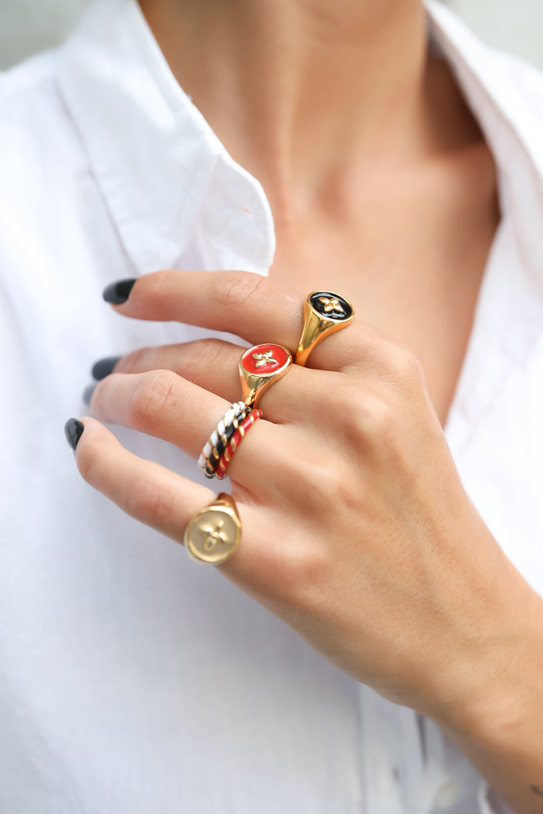 Aimée ring in black