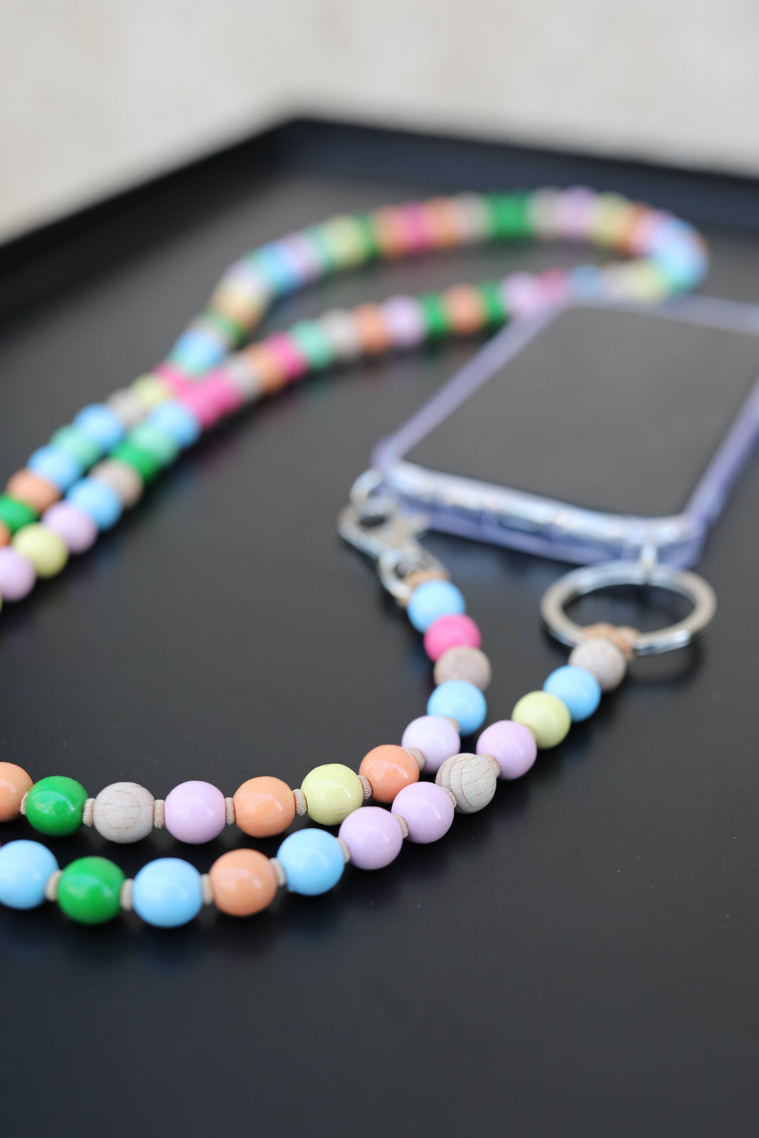 Cell phone chain in pastel mix