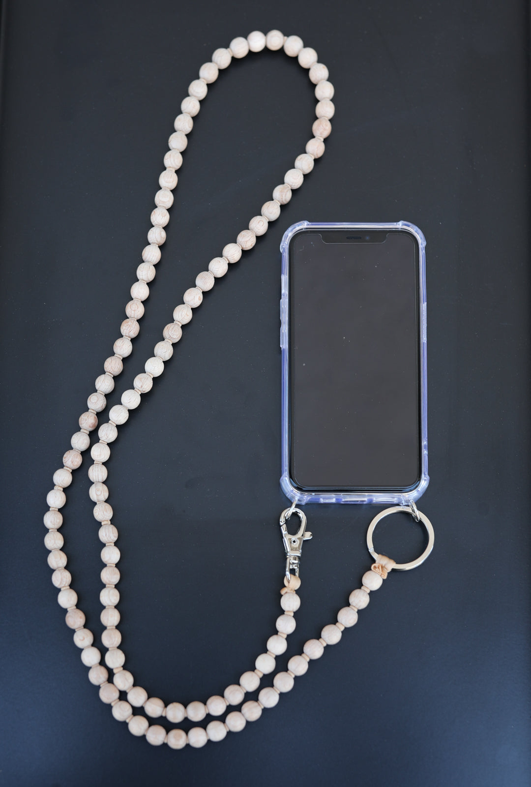 Cell phone chain in natural/beige