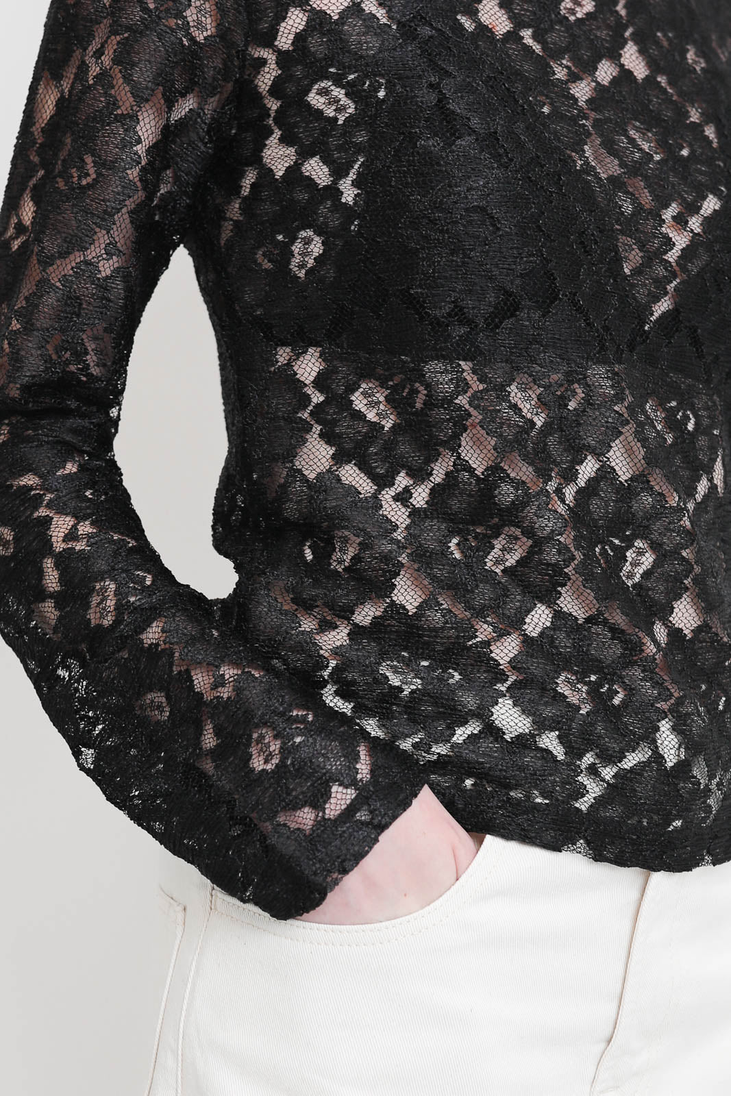 Róhe, top en dentelle noire