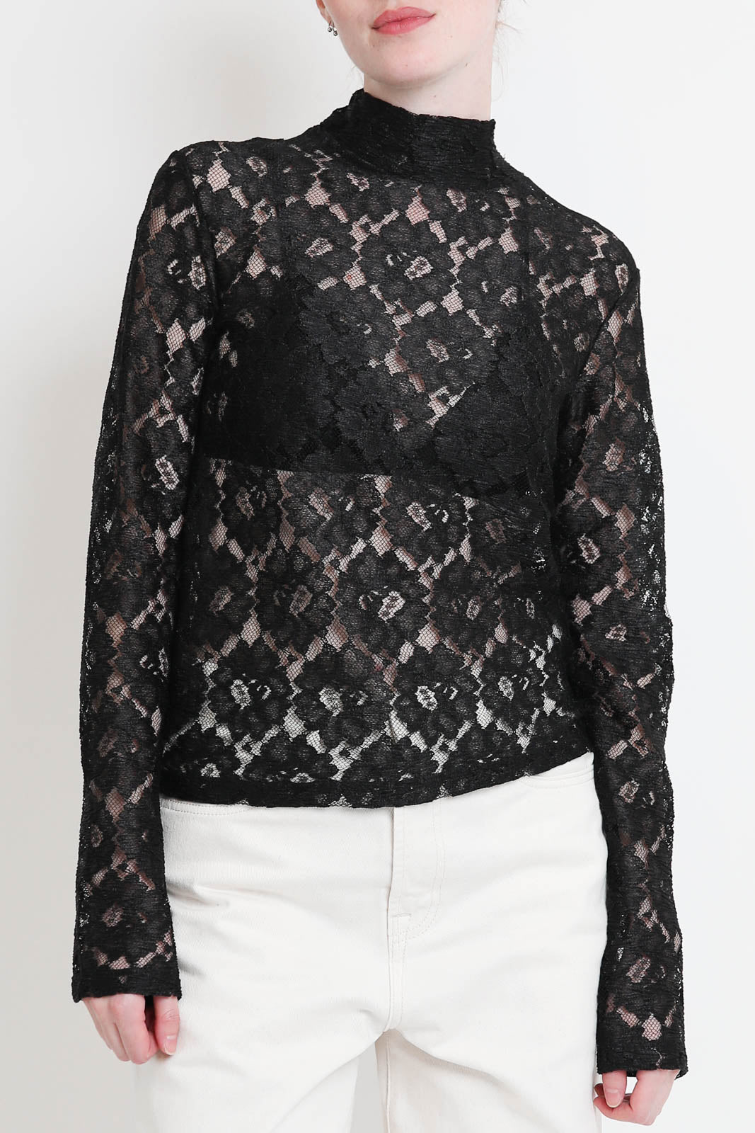Róhe, top en dentelle noire