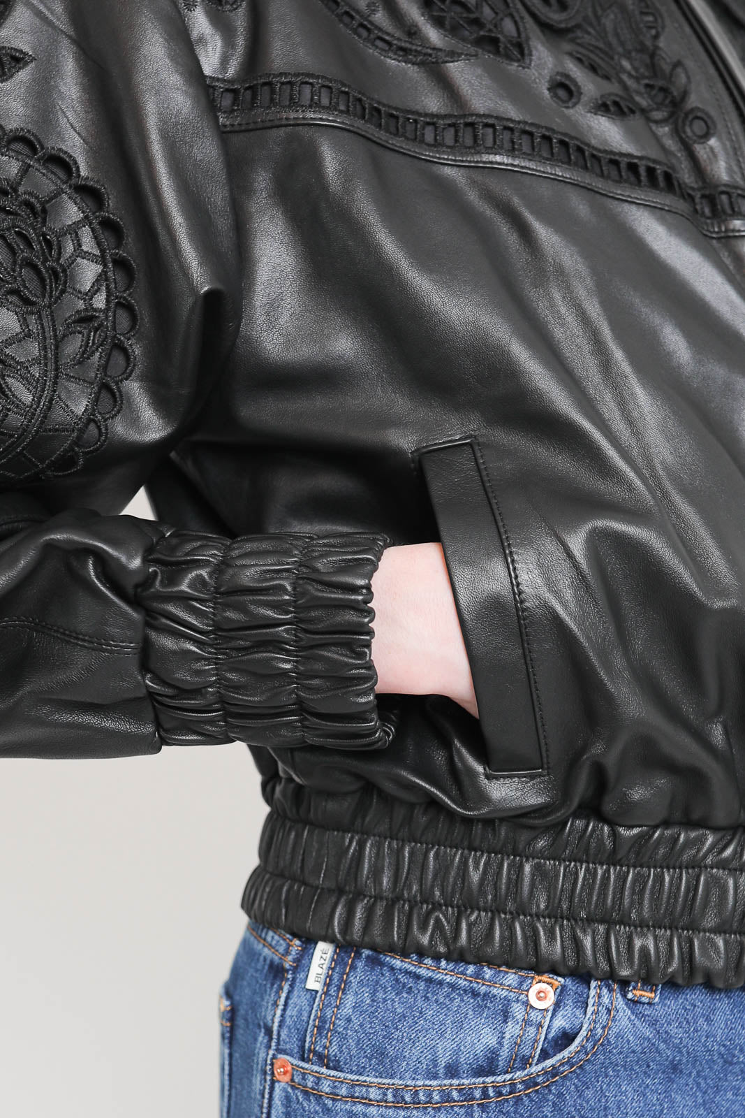Farm Rio, veste Richilieu Heart en noir
