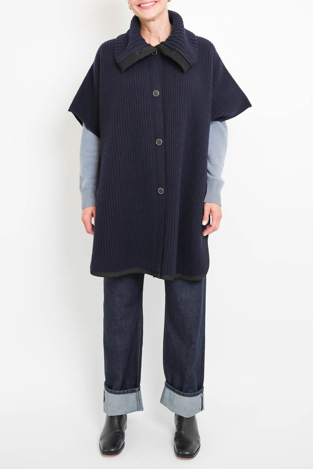Forte-Forte, cardigan/poncho Stitch in Notte