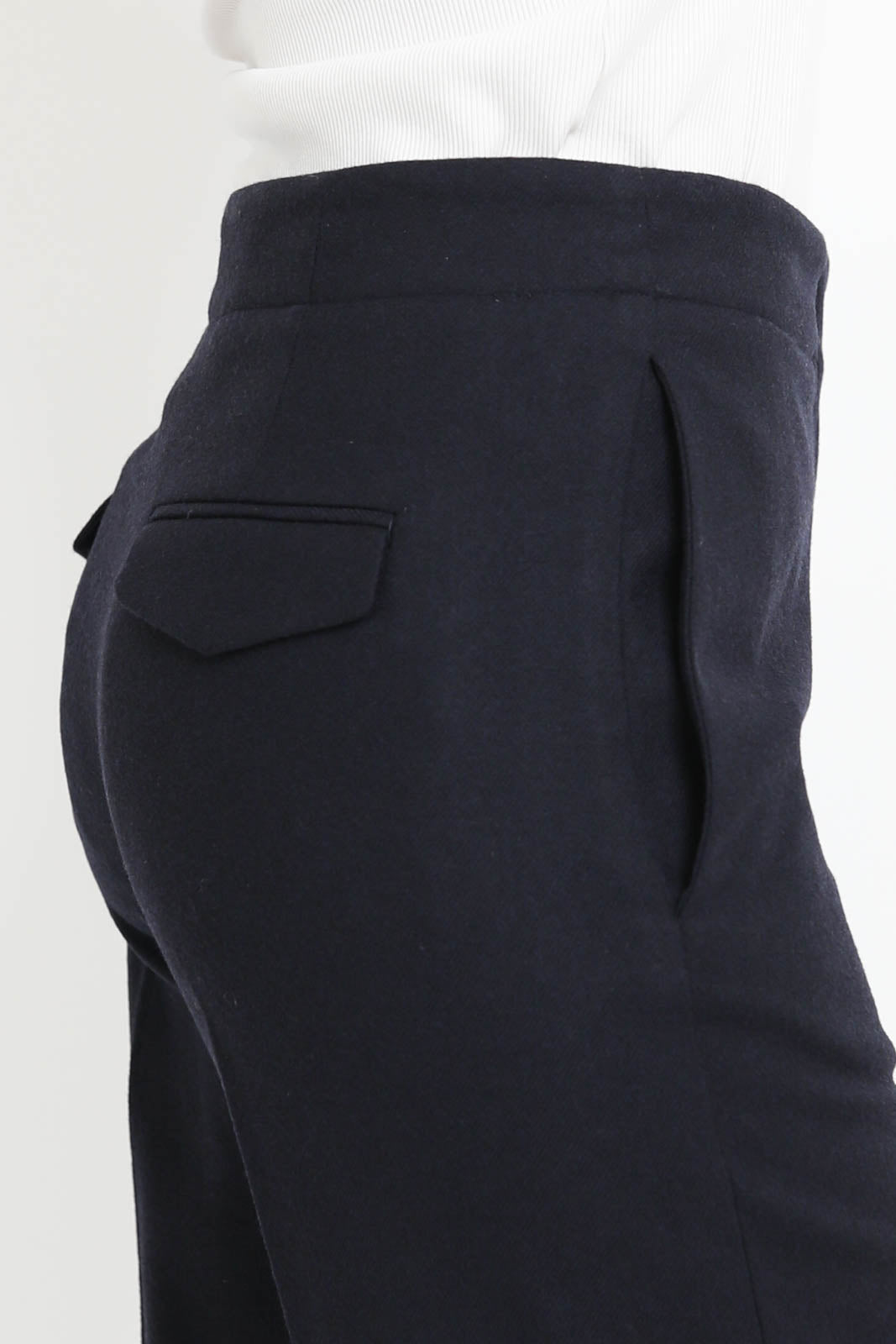 Pomandère, pantalon à jambe droite marine