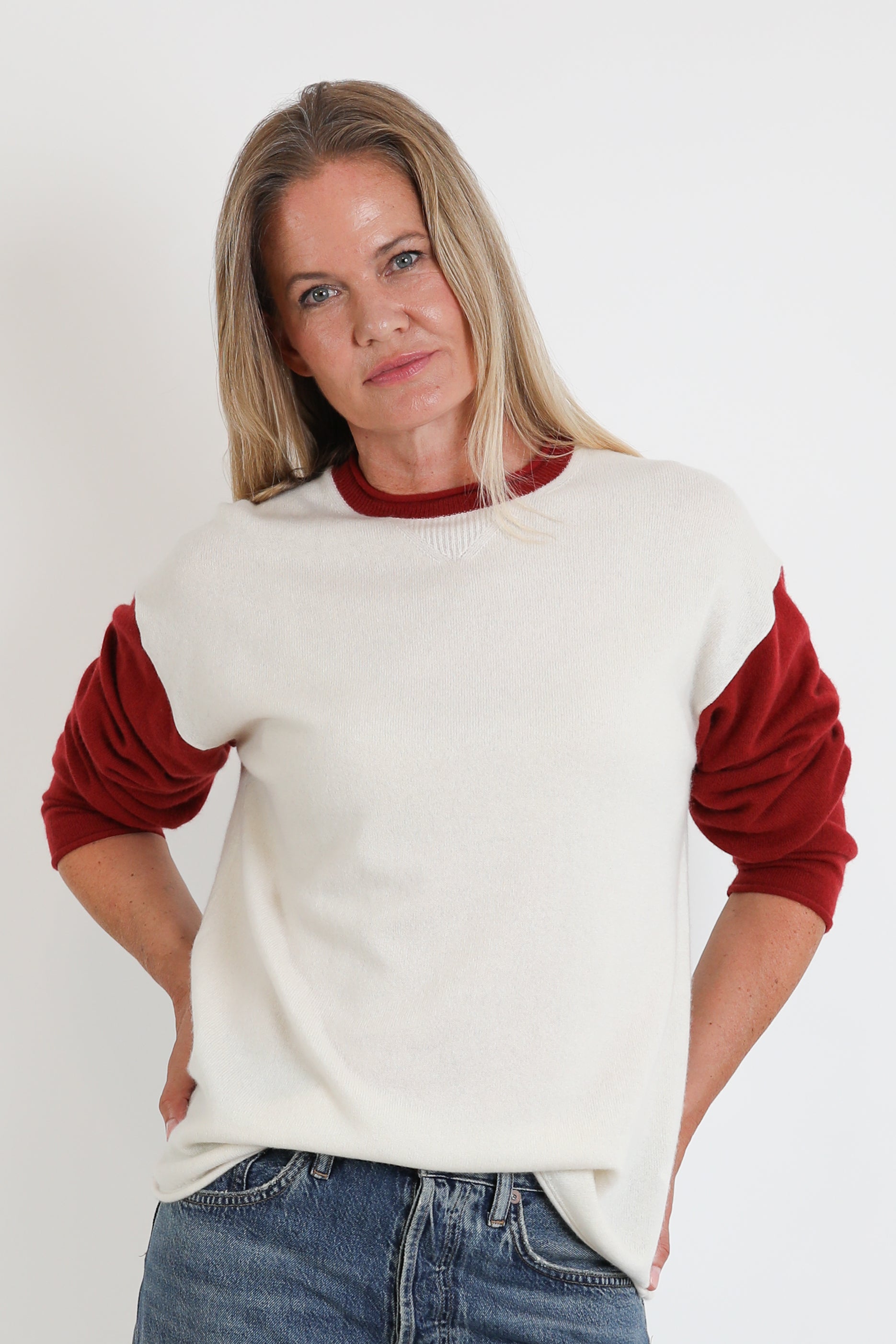 Guest in Residence, Pullover Baseball in Cream/Carmine