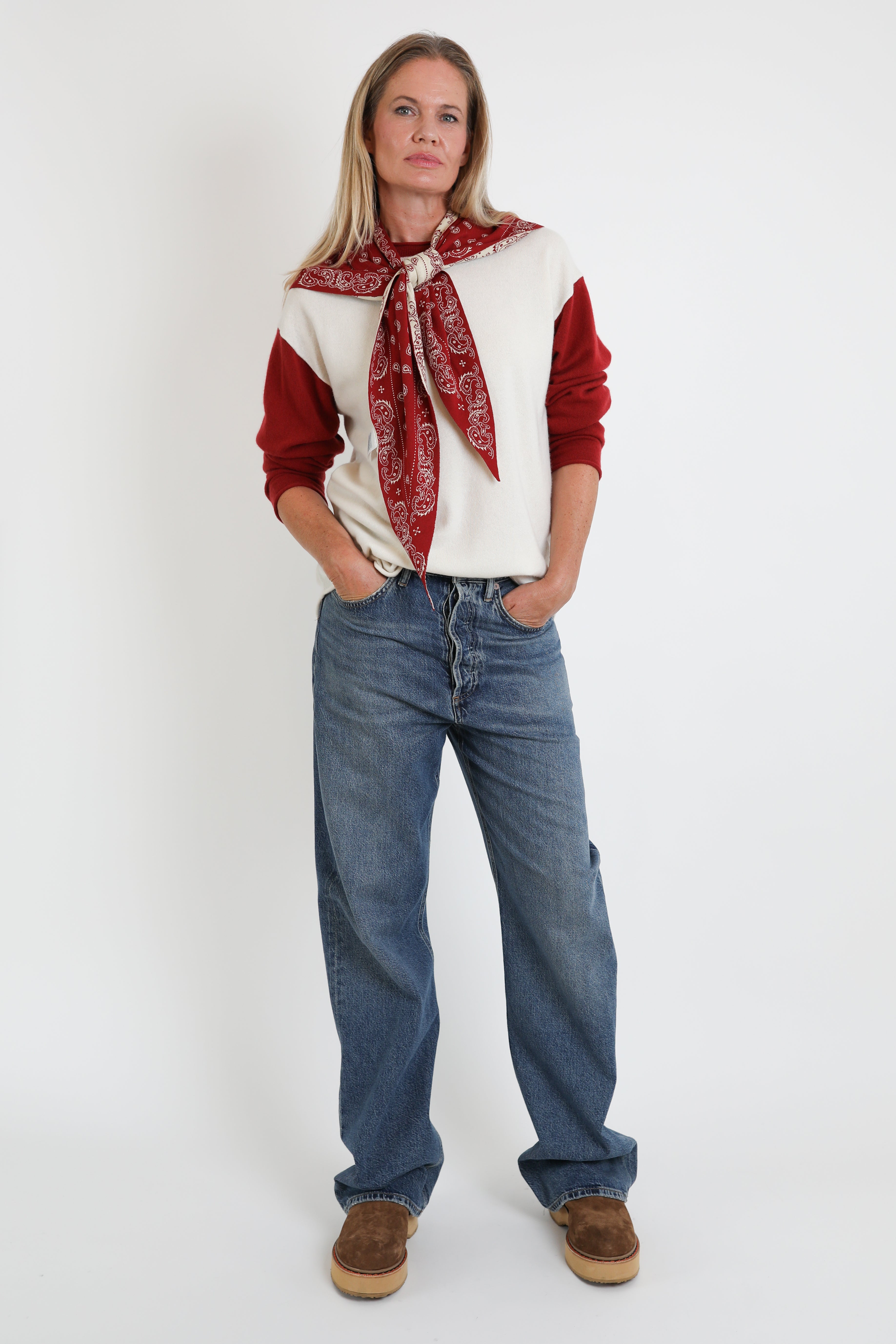 Pullover Baseball in Cream/Carmine