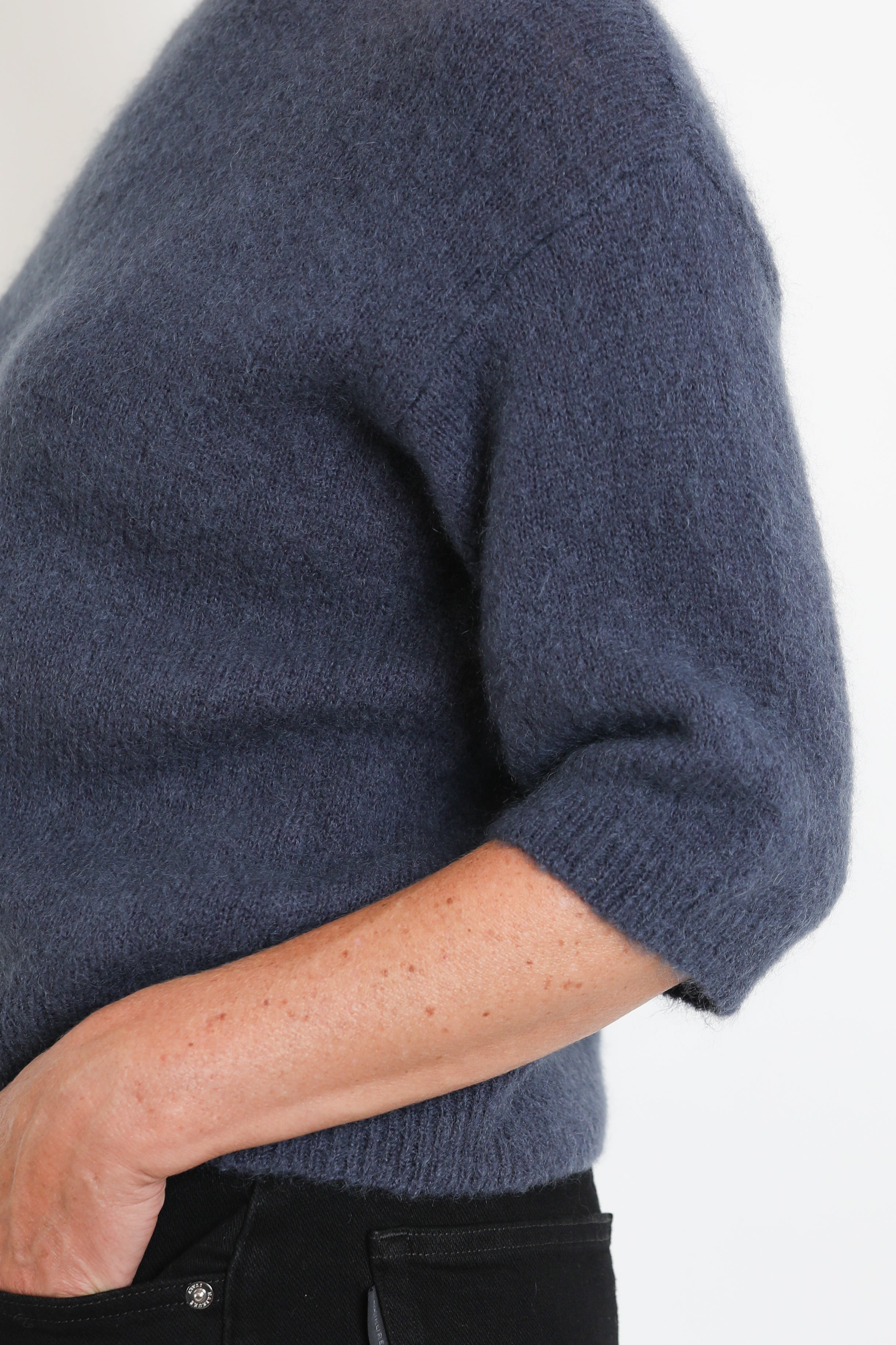 Pomandere, Pullover aus Mohair in Petrol