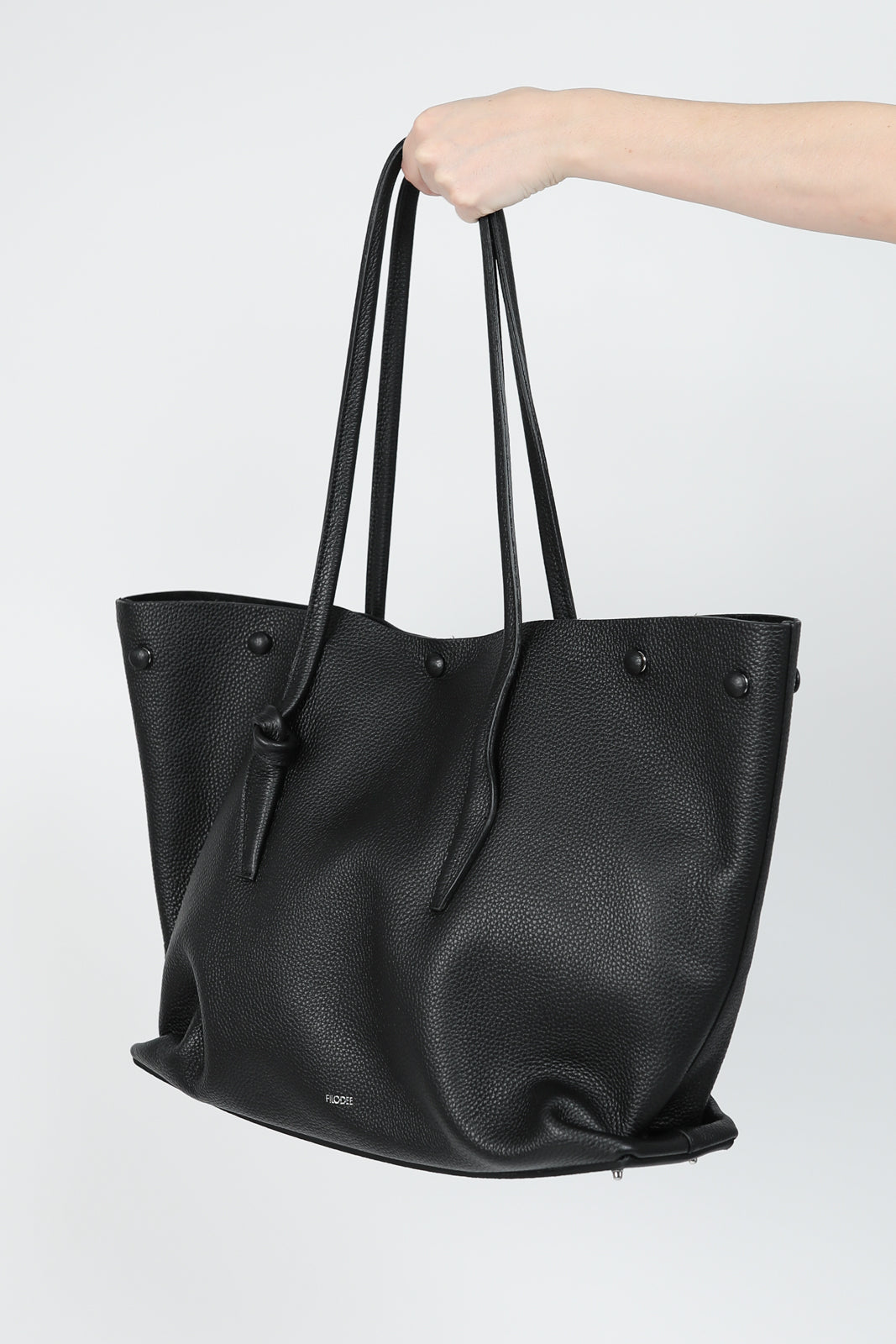 Tasche Drop Large in Schwarz