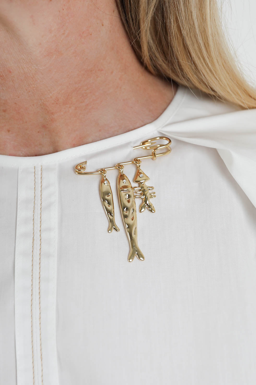 Broche Sardine en or