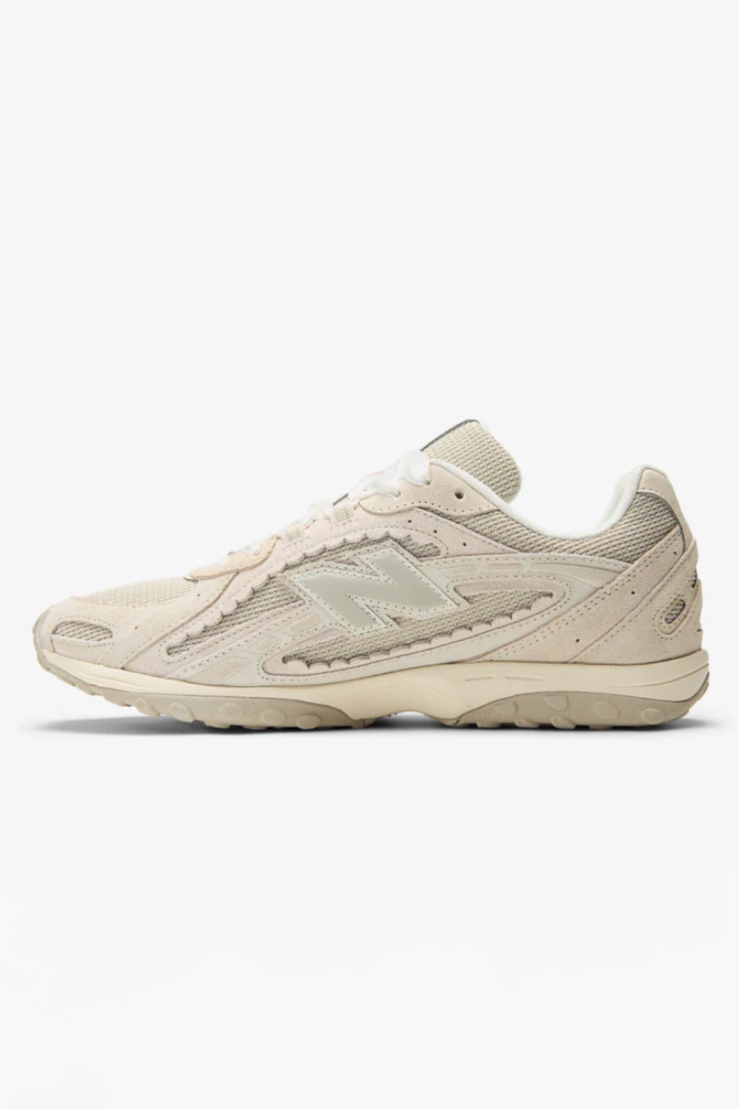 New Balance, Sneakers 204 in Sea Salt/Linen
