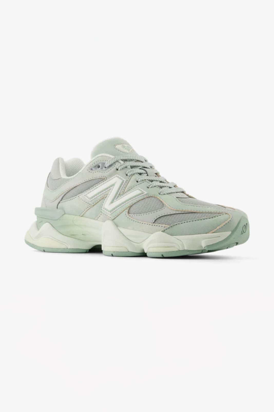 New Balance, Sneakers 9060 in Mosaic Green/Sea Salt