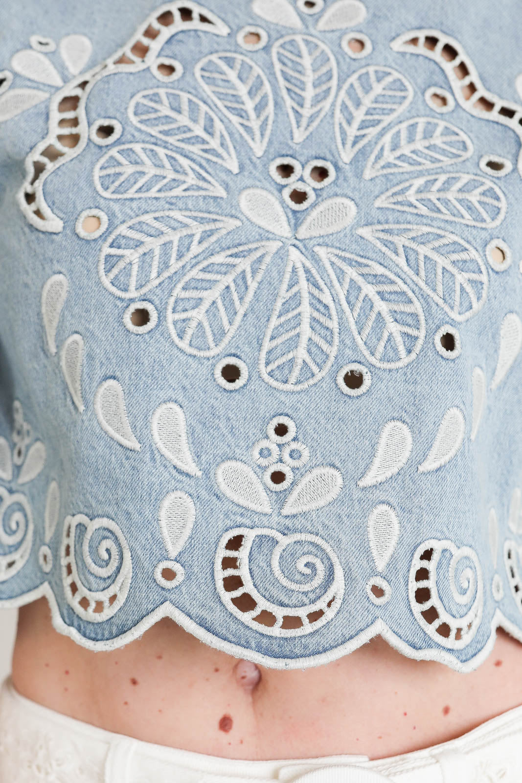 Farm Rio, Richelieux Cropped Denim Blouse