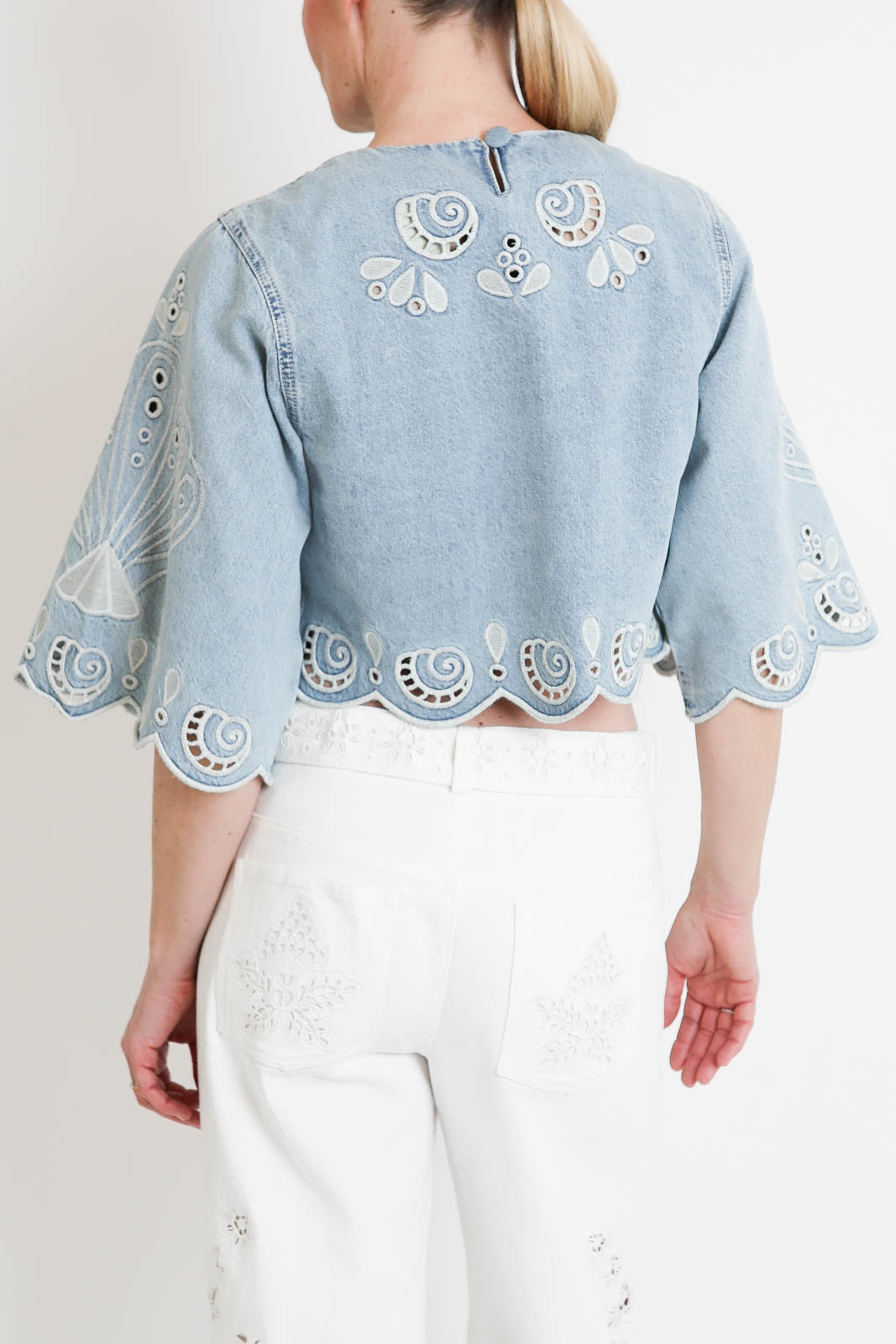 Farm Rio, Richelieux Cropped Denim Blouse
