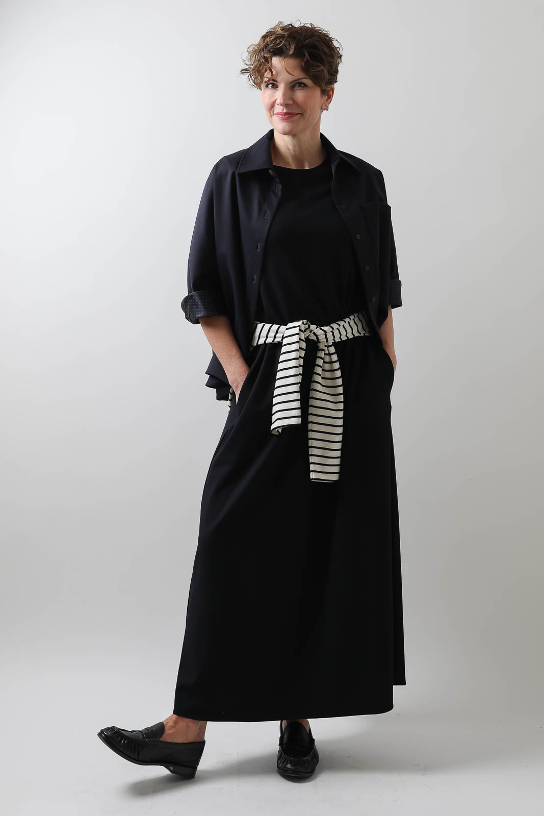 Vestibule Garderobe, Kleid Toujours in Dark Saphire