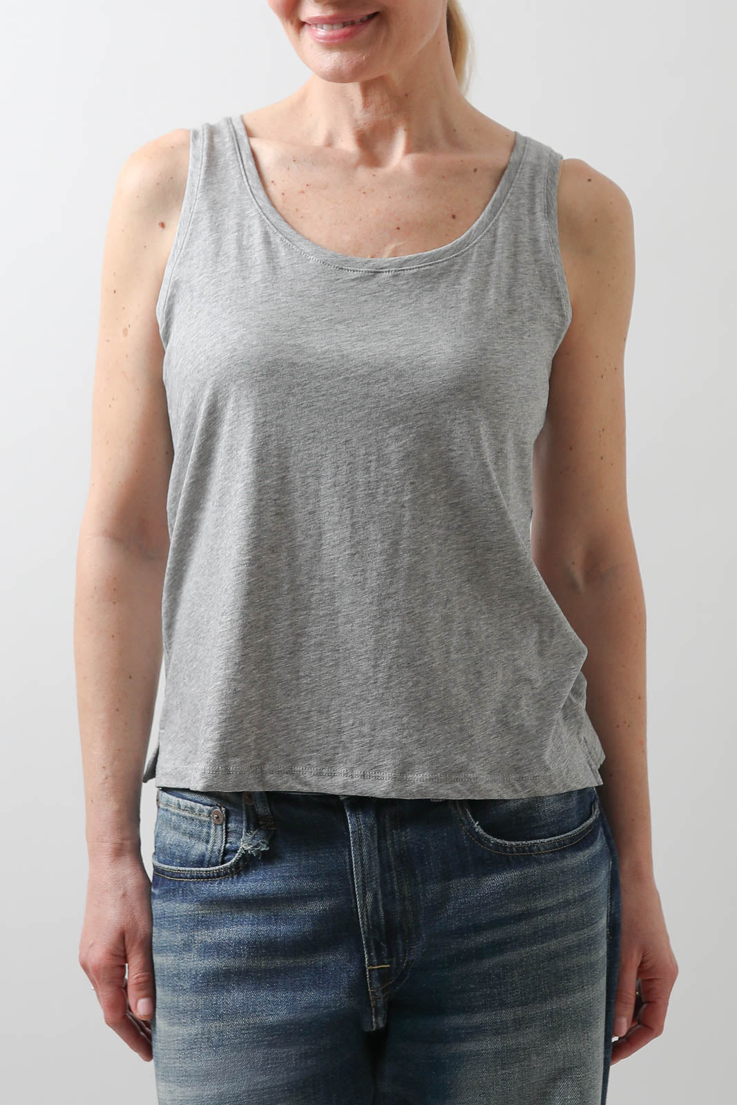 Vestibule Garderobe, Tank Top aus Baumwolle in Grau