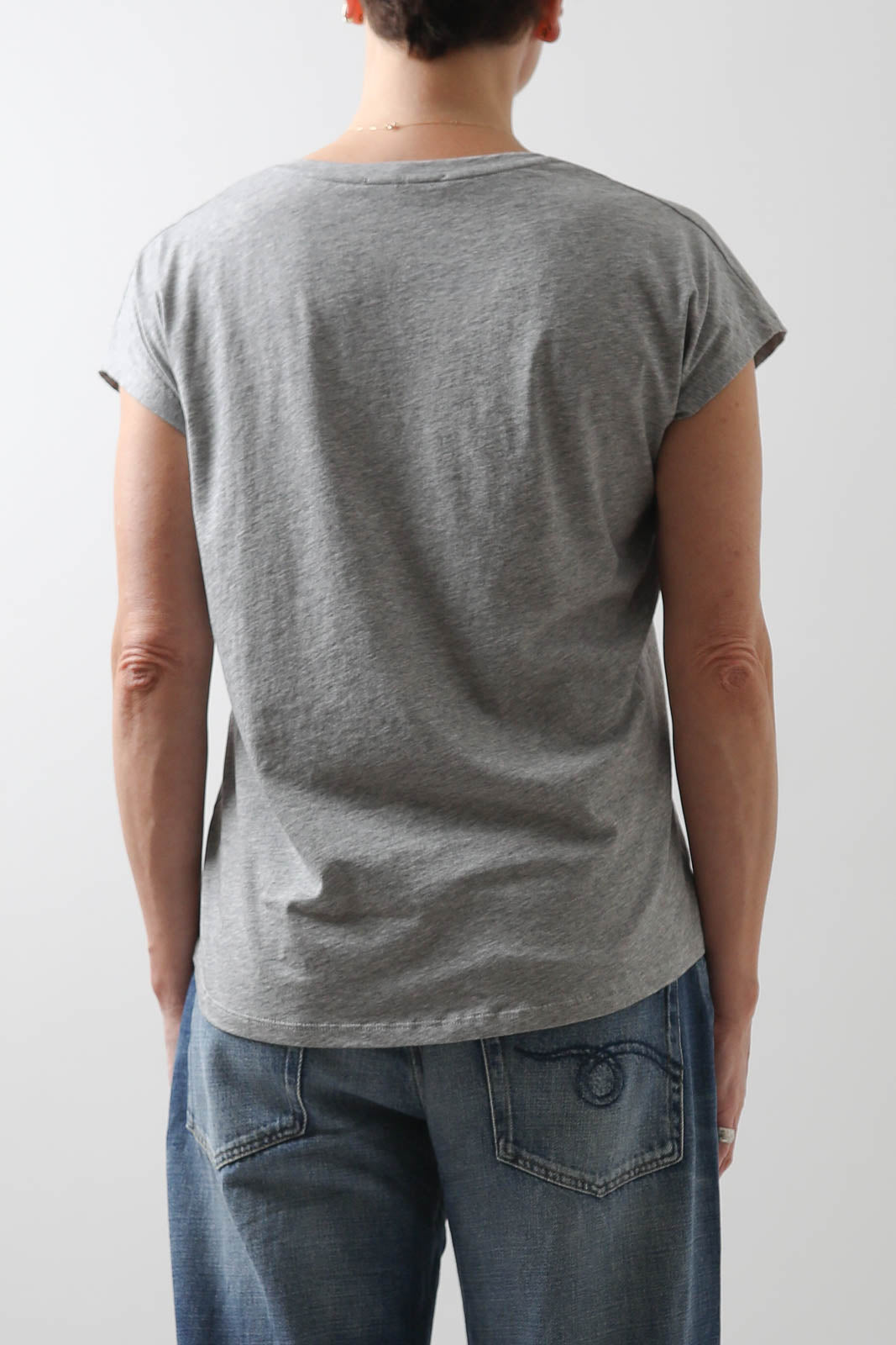 Vestibule Garderobe, T-Shirt Oversized V-Neck in Grau