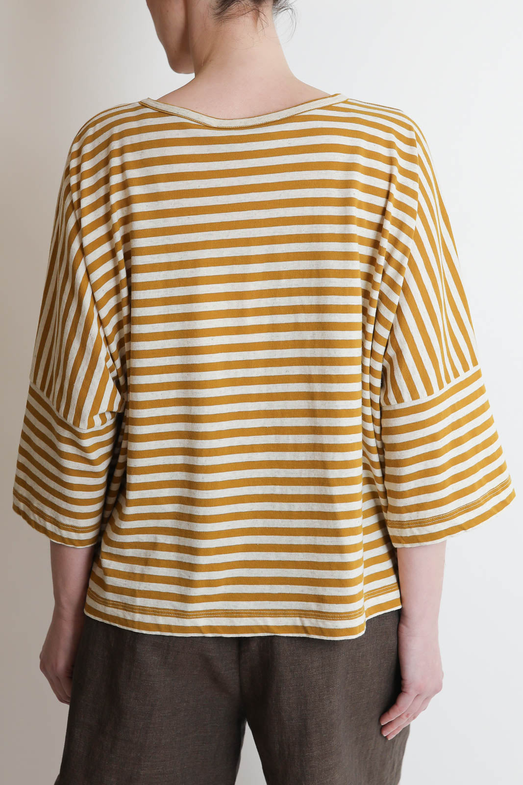 Phisique du Role, T-Shirt Half Sleeves in Cognac