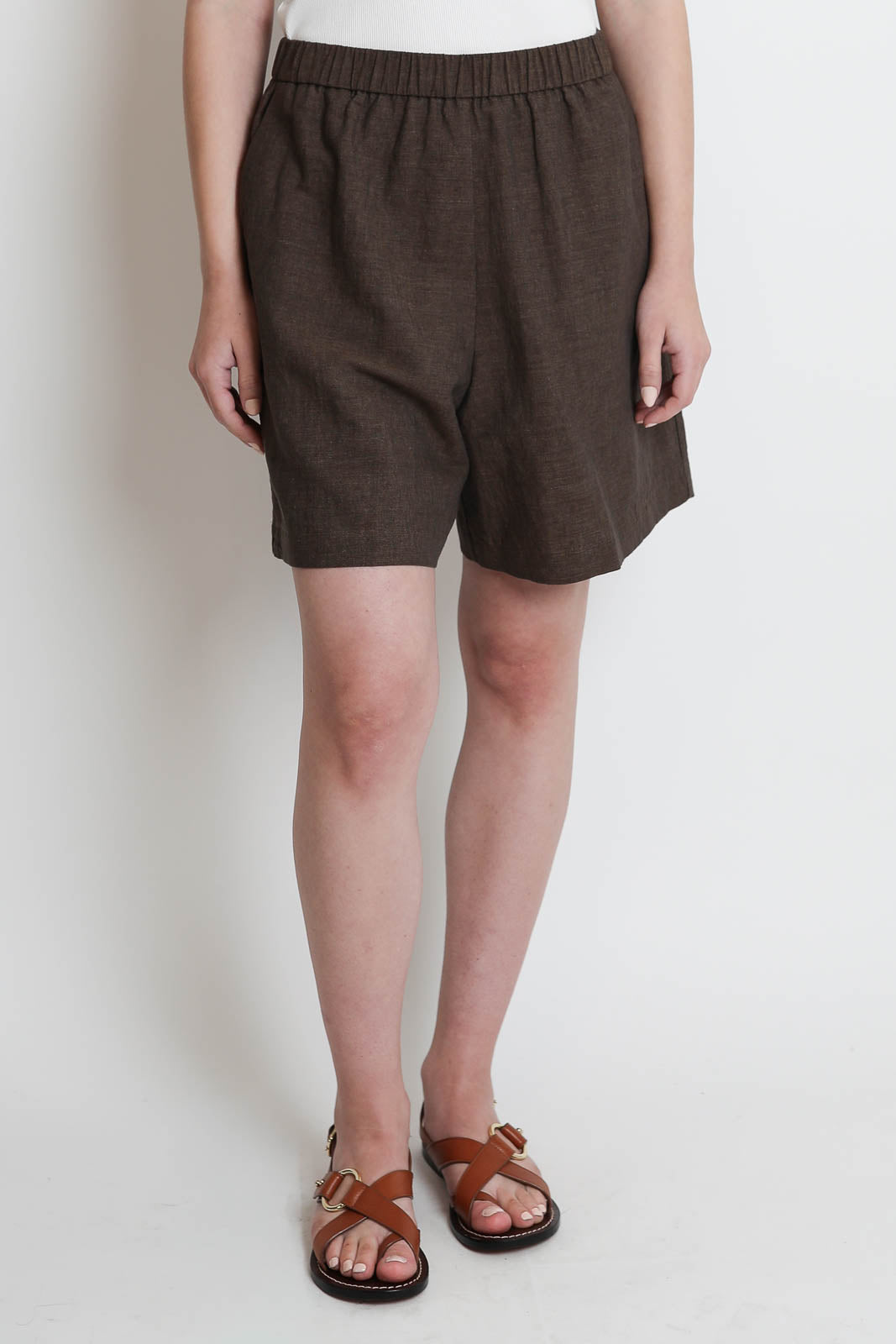 Pomandere, Shorts aus Leinen in Cocoa