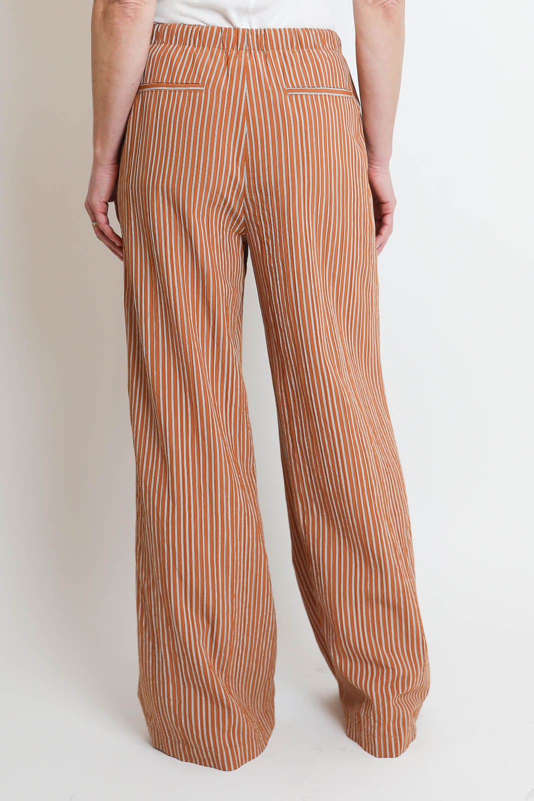 Pomandere, Hosen mit Streifen in Apricot