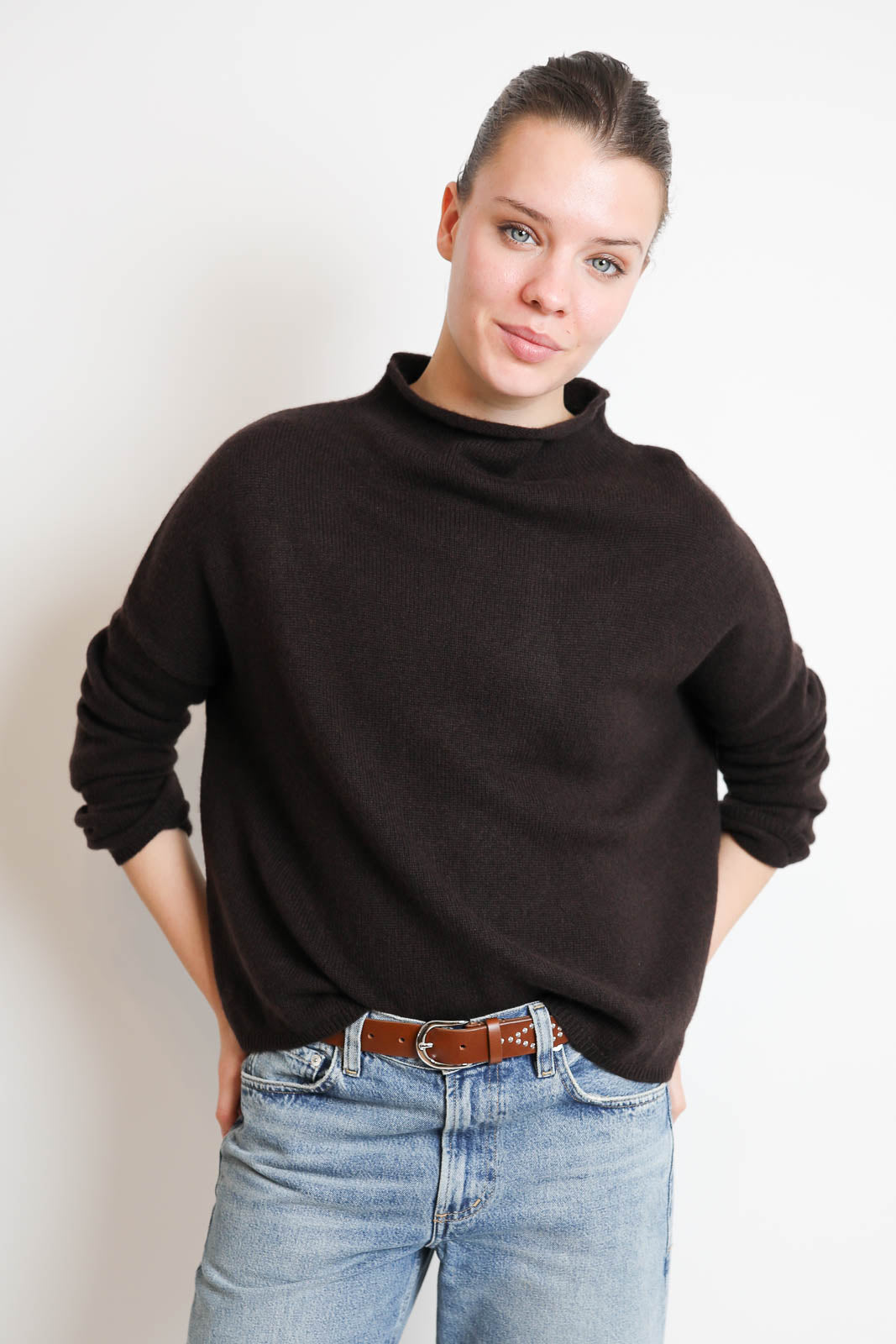 Lisa Yang, Pullover Sandy in Dark Oak