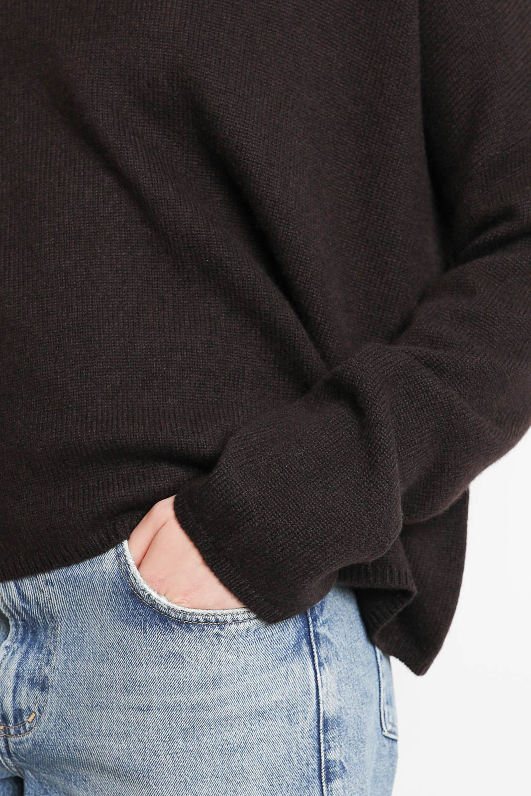 Lisa Yang, Pullover Sandy in Dark Oak